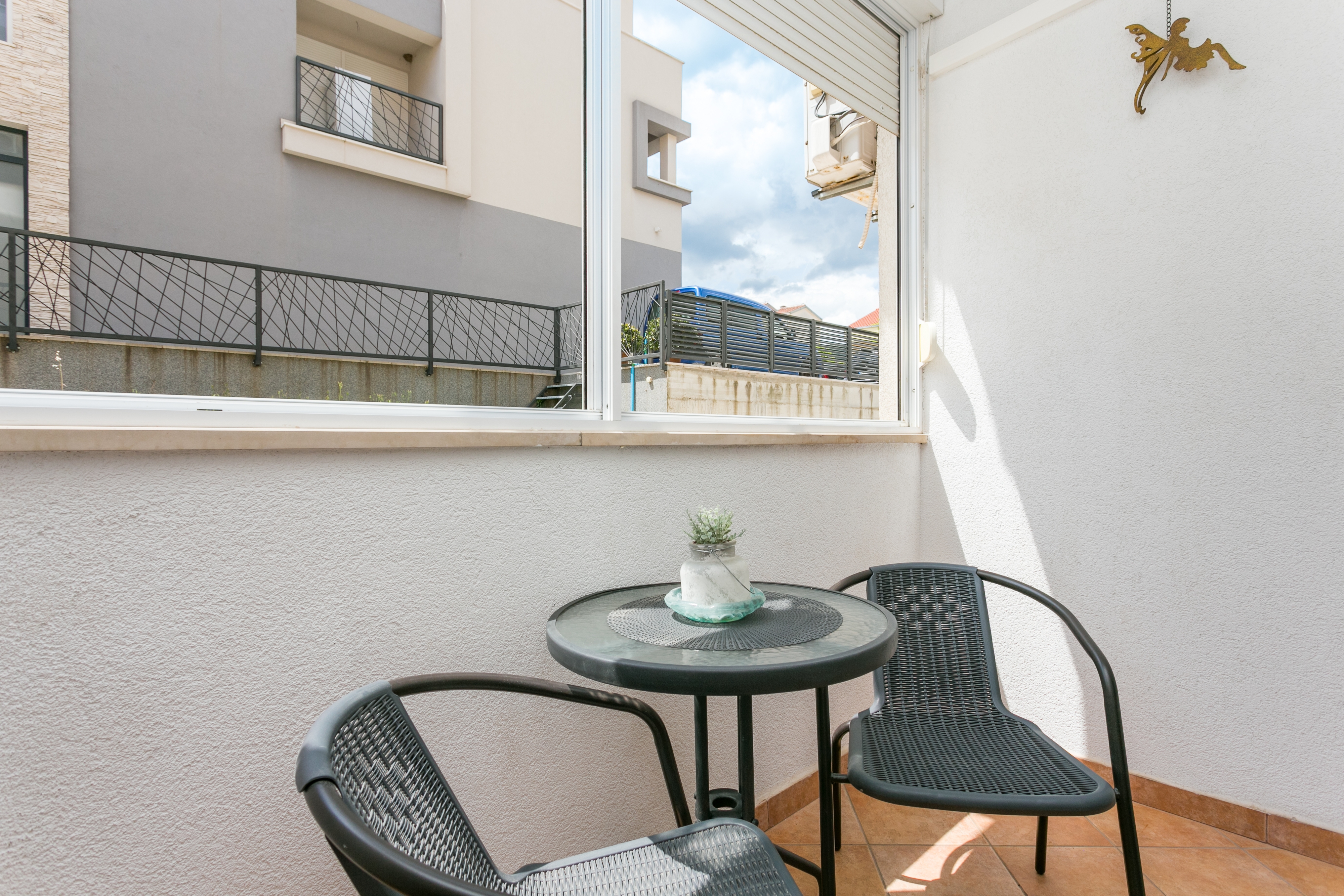 Two bedroom apartment with terrace Kaštel Štafilić, Kaštela  A-a