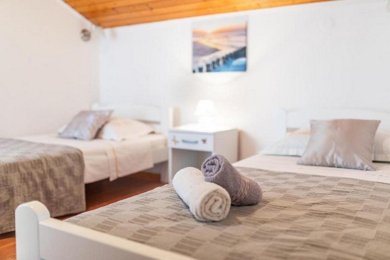 Two bedroom apartment with terrace Vela Luka, Korčula  A-a