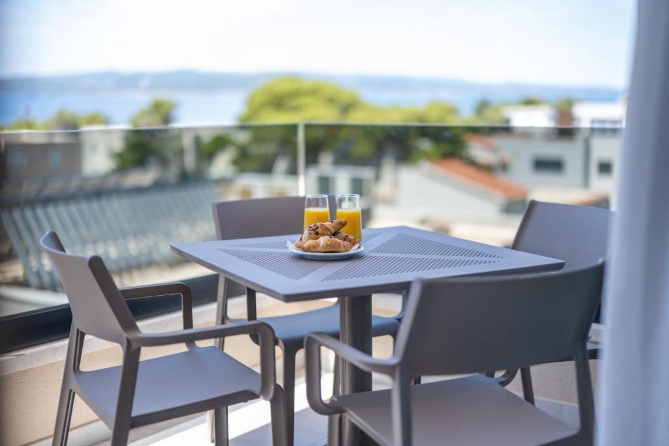 Two bedroom apartment with terrace and sea view Promajna, Makarska  A-l