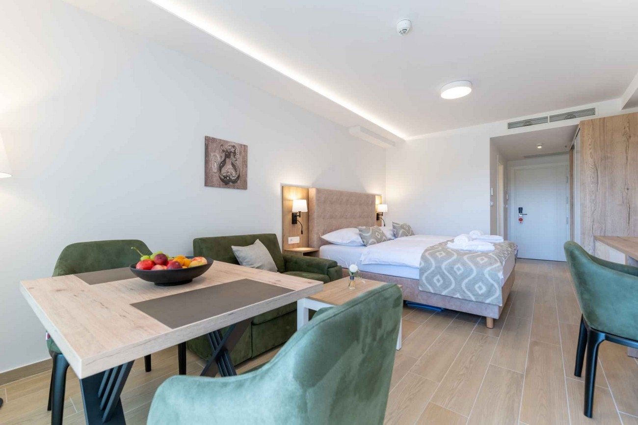 Studio flat with terrace Promajna, Makarska  AS-h