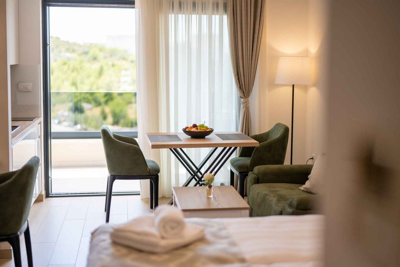 Studio flat with terrace Promajna, Makarska  AS-h