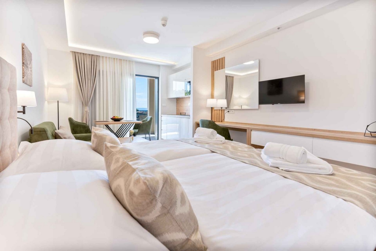 Studio flat with balcony and sea view Promajna, Makarska  AS-k