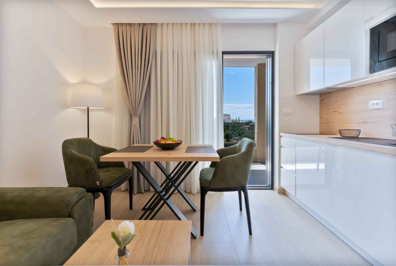 Studio flat with balcony and sea view Promajna, Makarska  AS-k