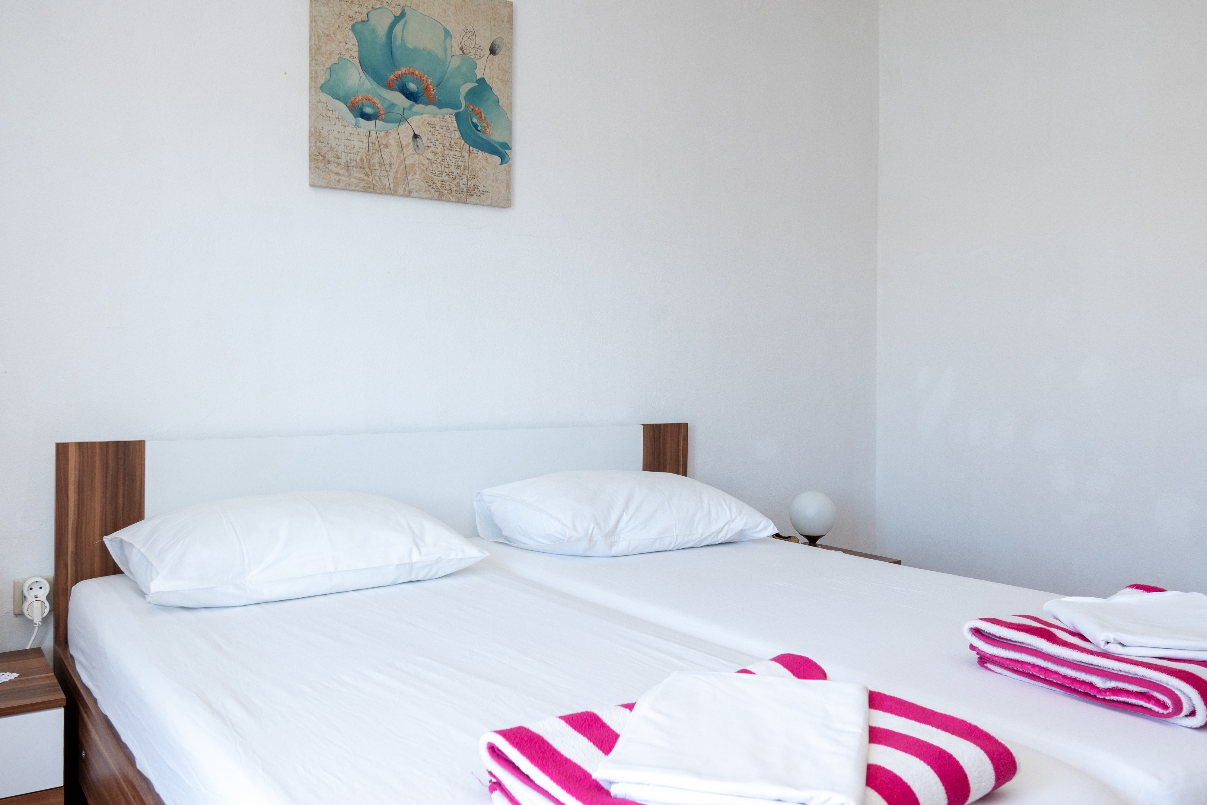 Two bedroom apartment near beach Pag  A-a