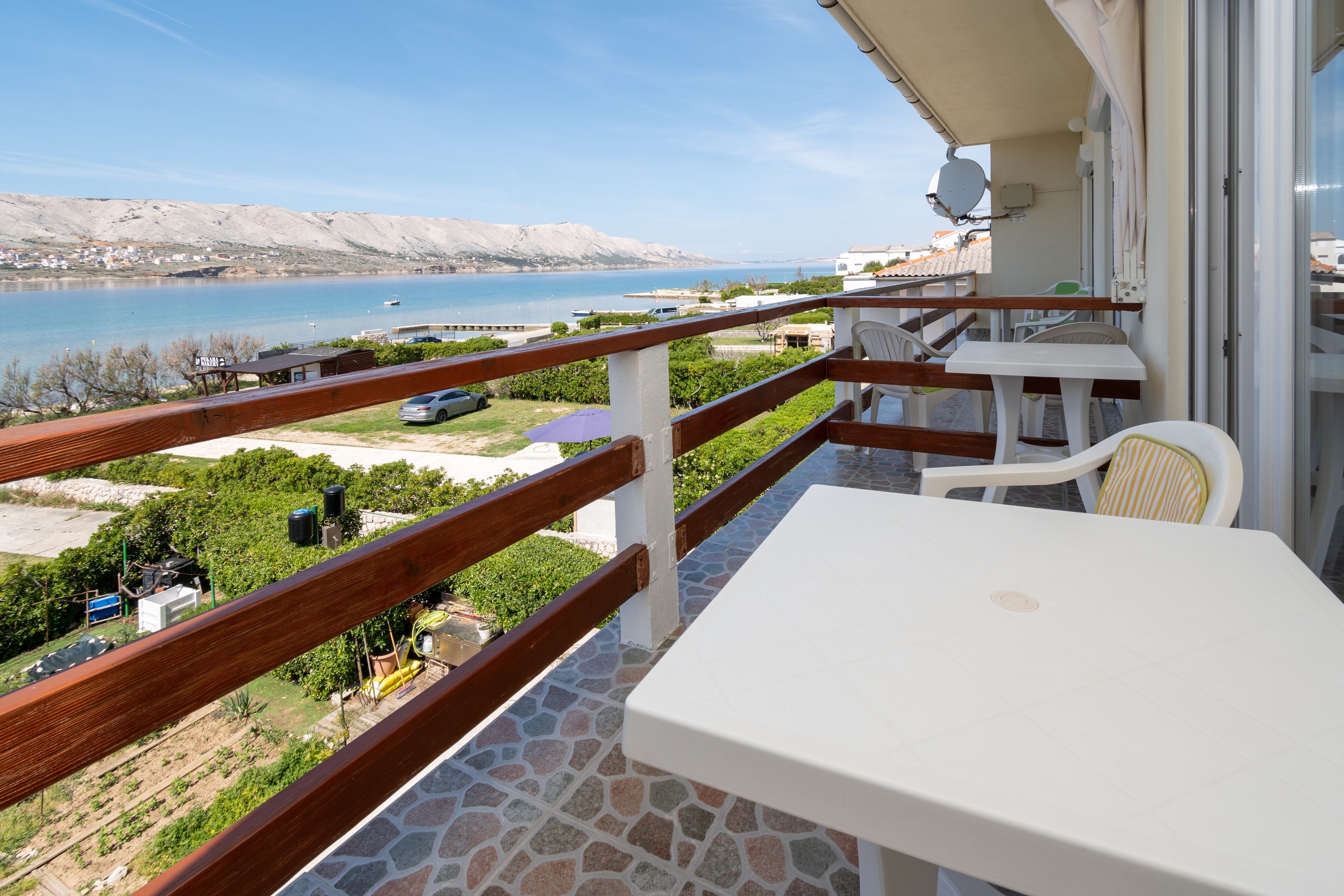 Studio flat near beach Pag  AS-a