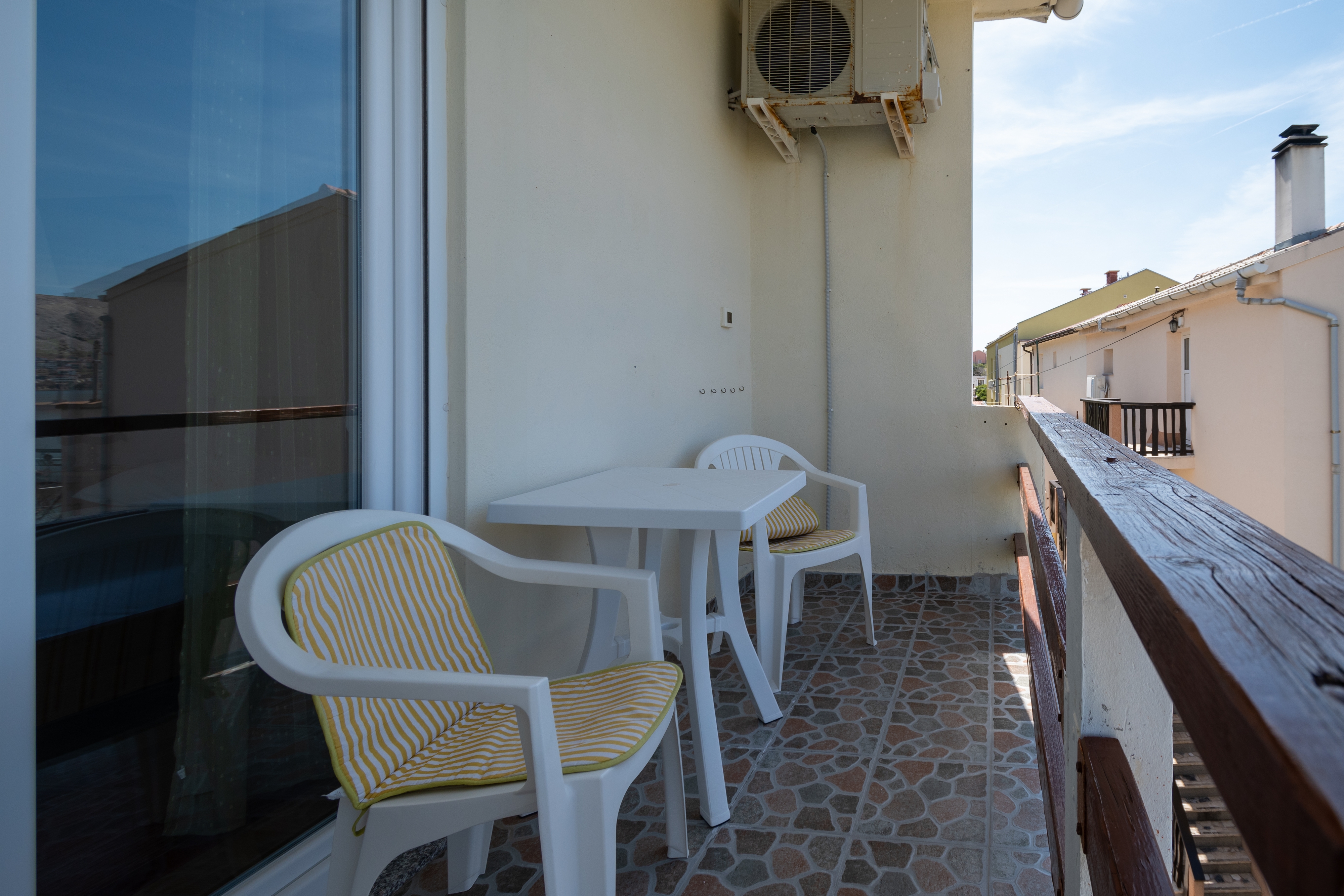 Studio flat near beach Pag  AS-a