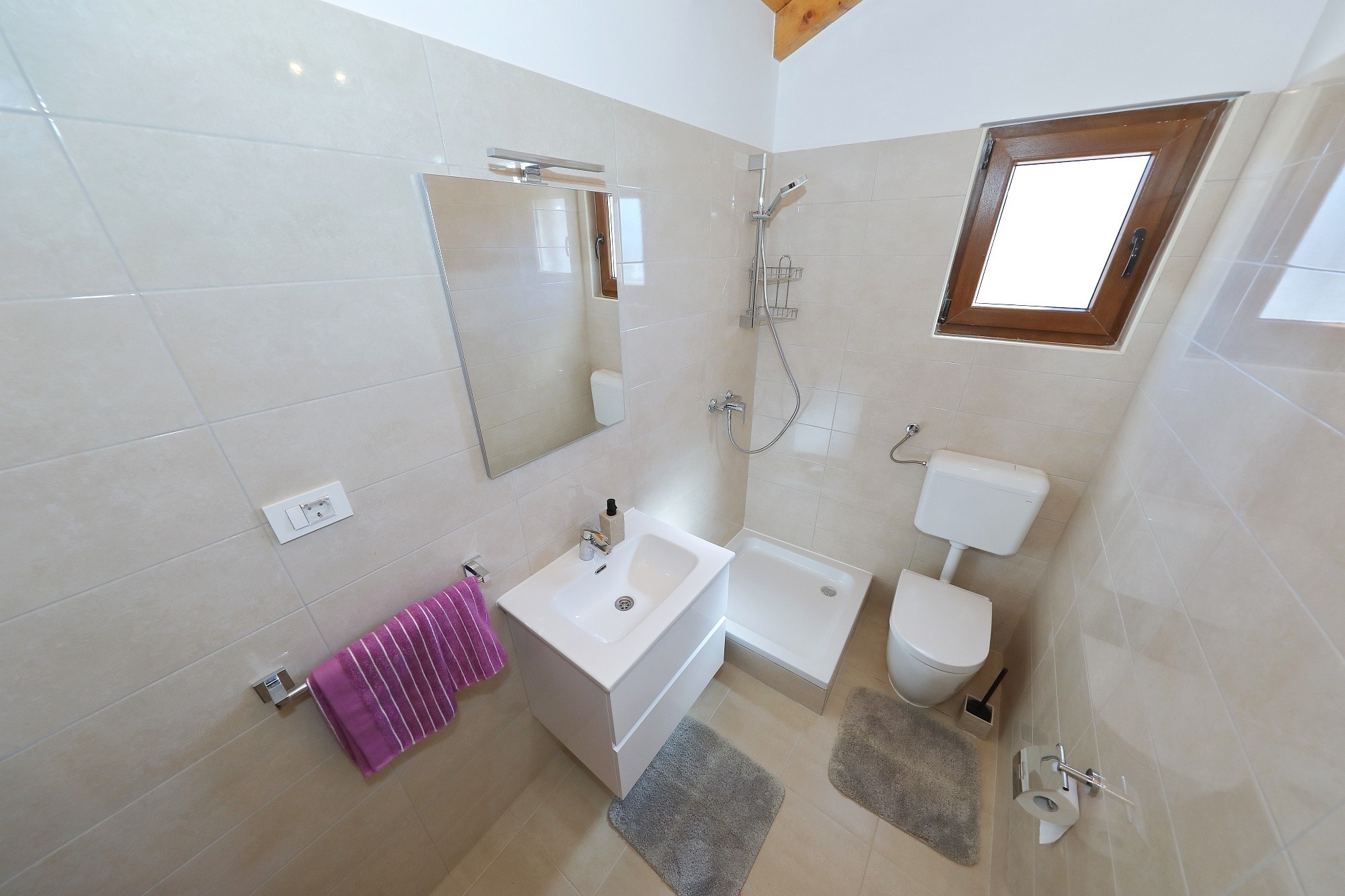 One bedroom house with terrace and sea view Cove Triluke, Pašman  K