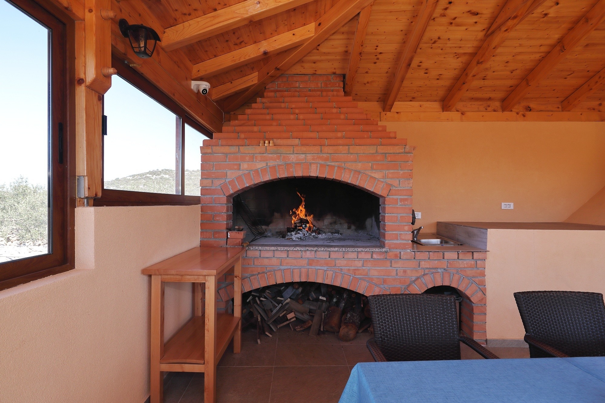 One bedroom house with terrace and sea view Cove Triluke, Pašman  K