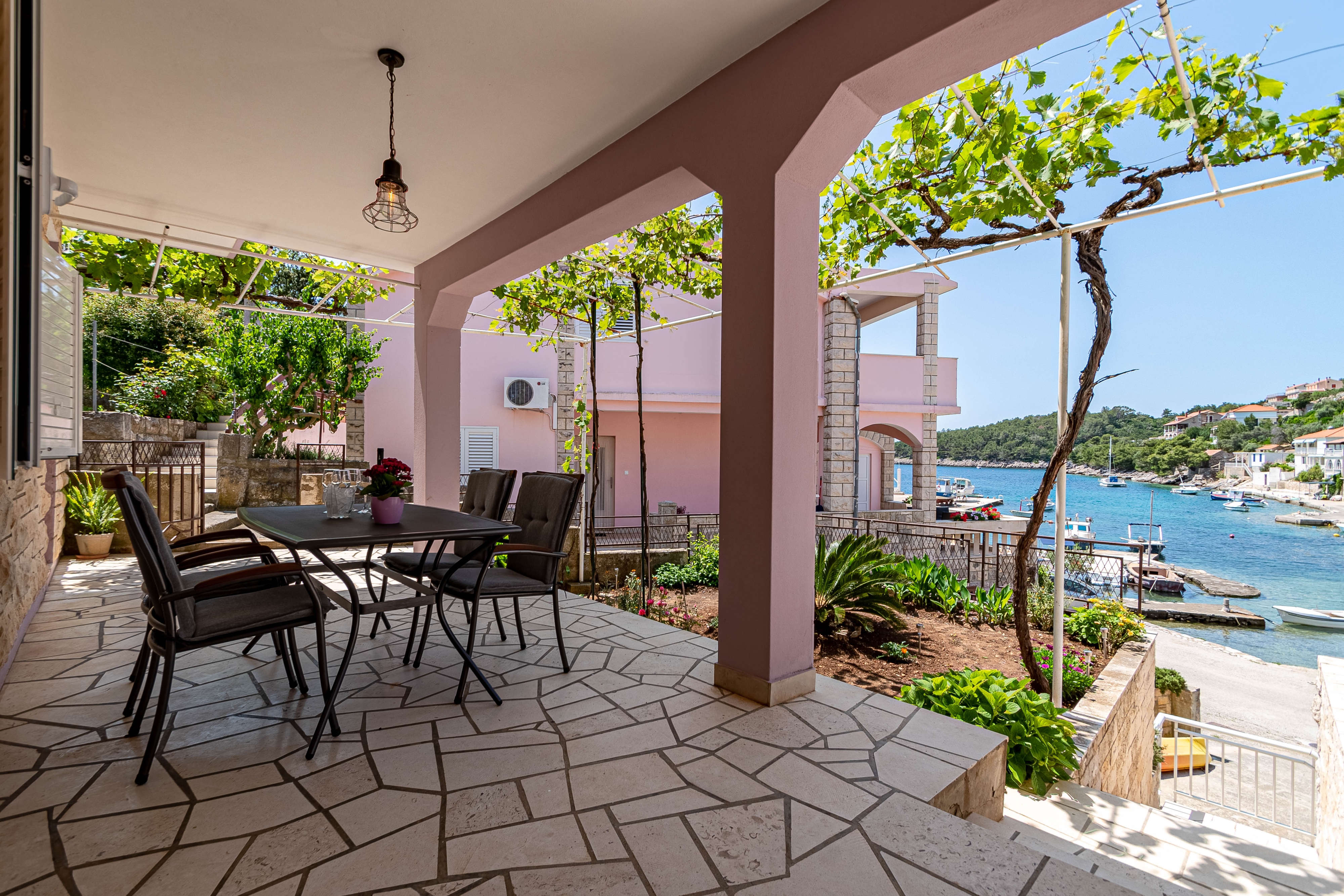Two bedroom apartment with terrace and sea view Gršćica, Korčula  A-a