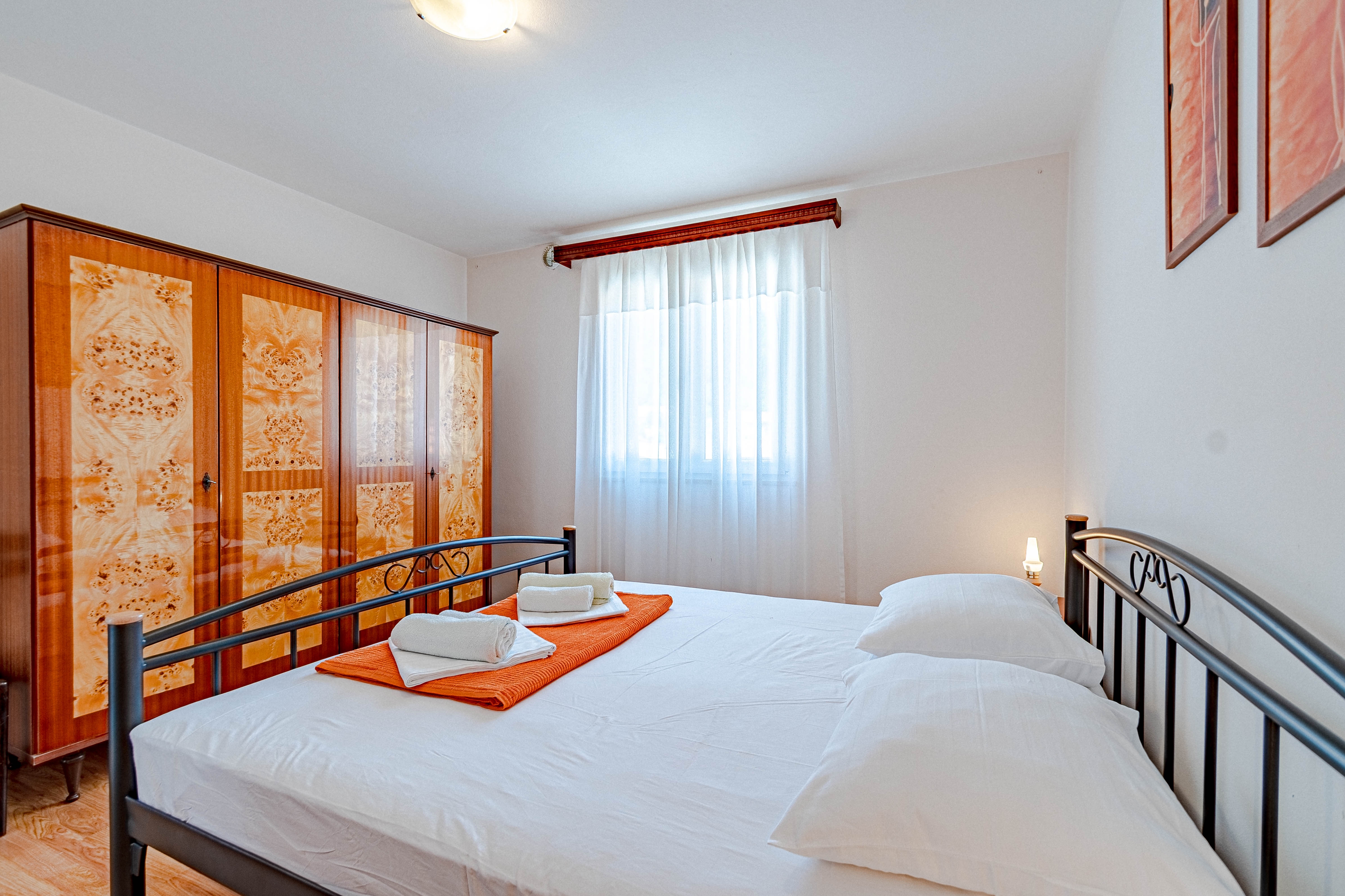 Two bedroom apartment with terrace and sea view Gršćica, Korčula  A-b