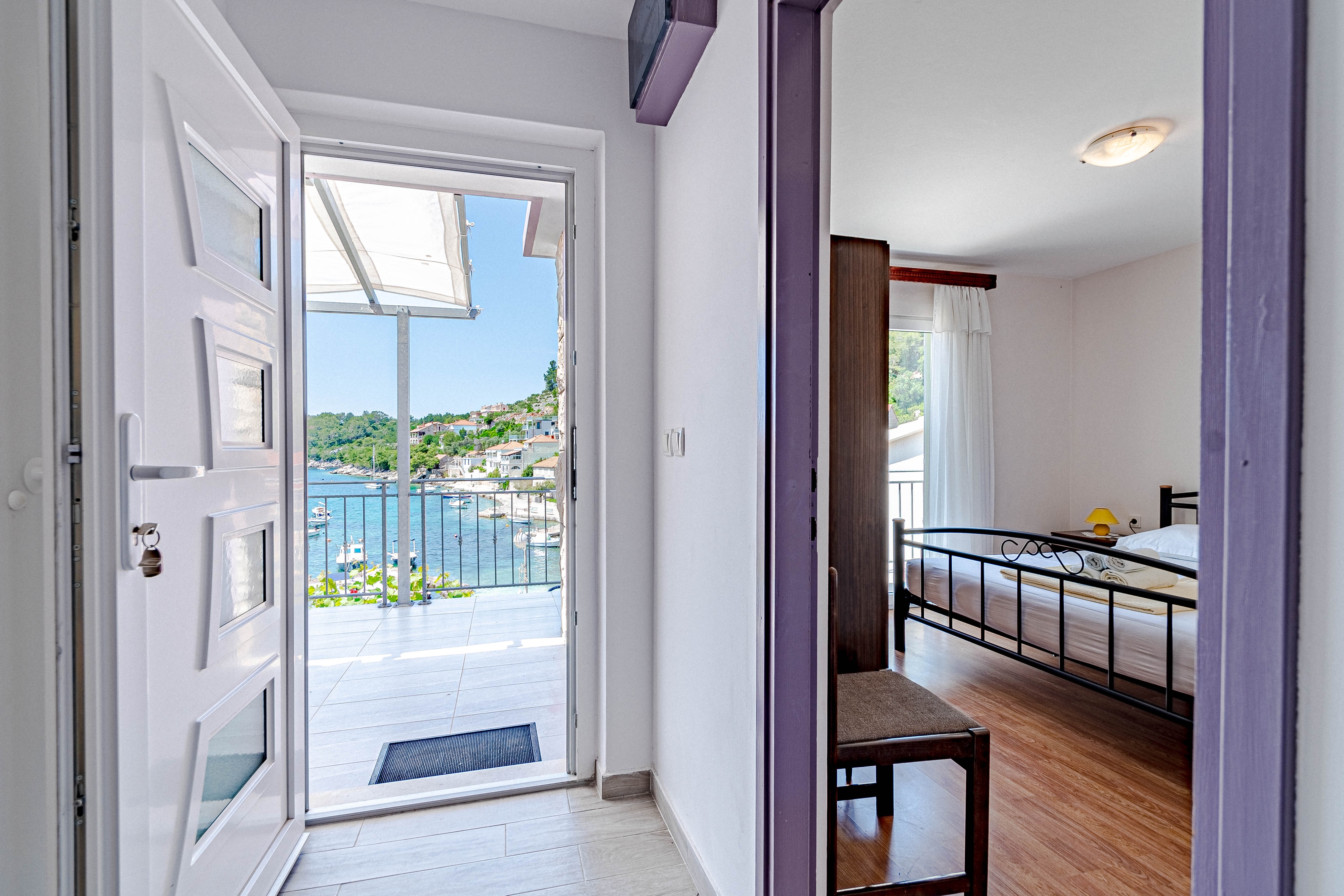 Two bedroom apartment with terrace and sea view Gršćica, Korčula  A-b
