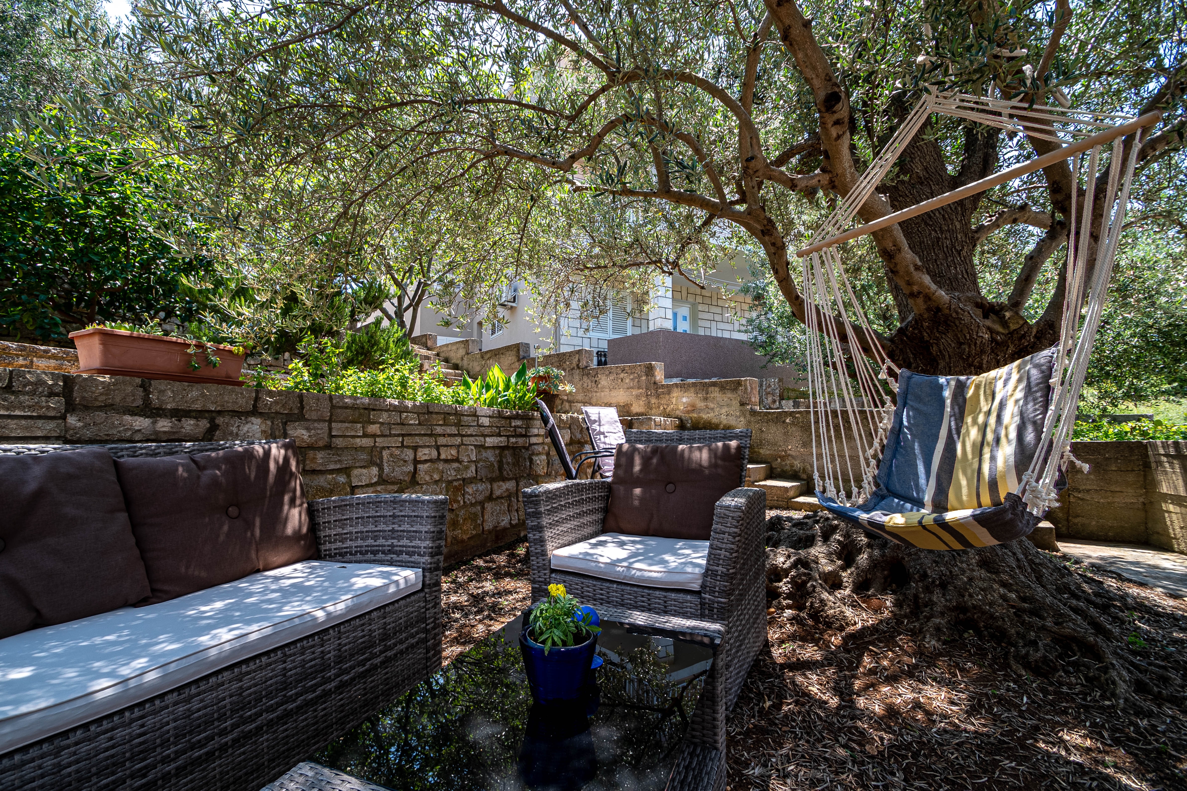 Two bedroom apartment with terrace and sea view Gršćica, Korčula  A-b