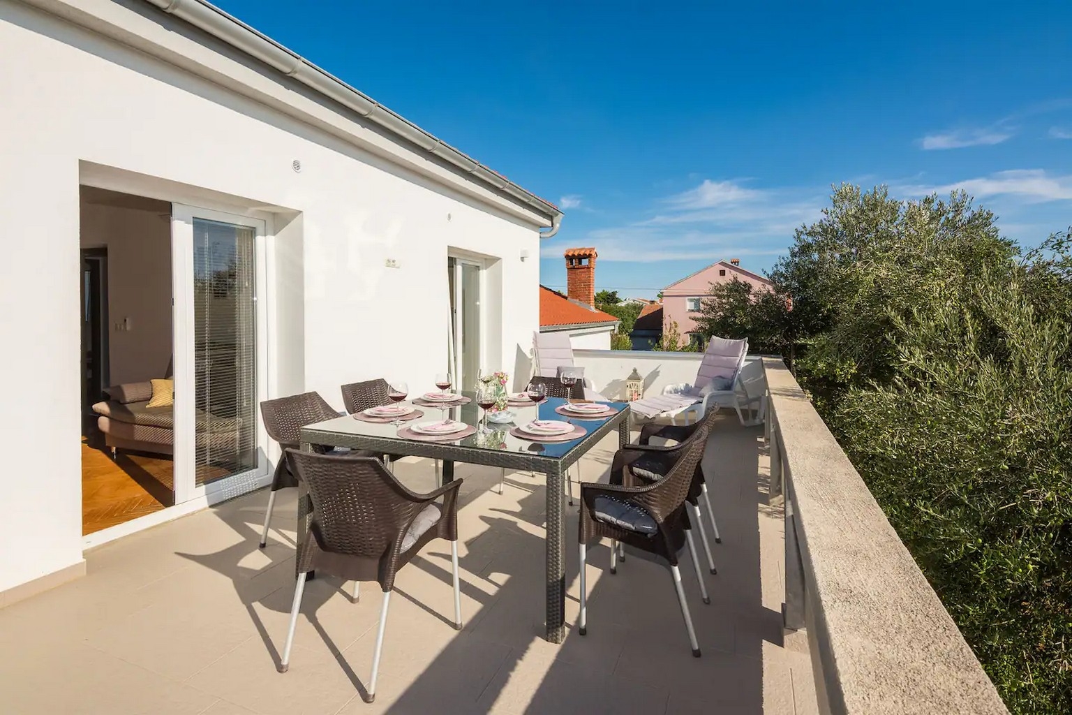 Three bedroom apartment with terrace Vir  A-a