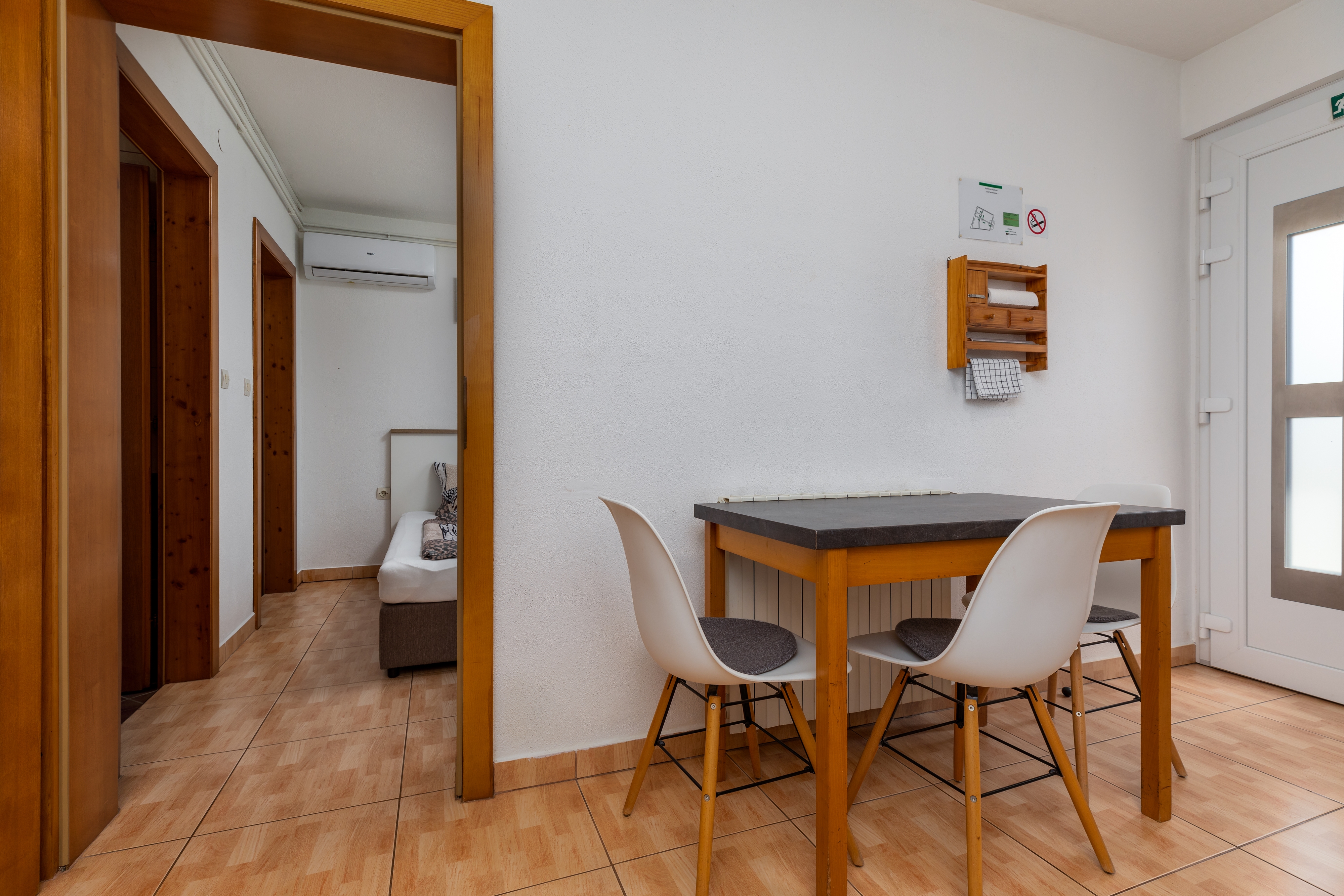 One bedroom apartment with terrace Karlovac (A-20989-a)