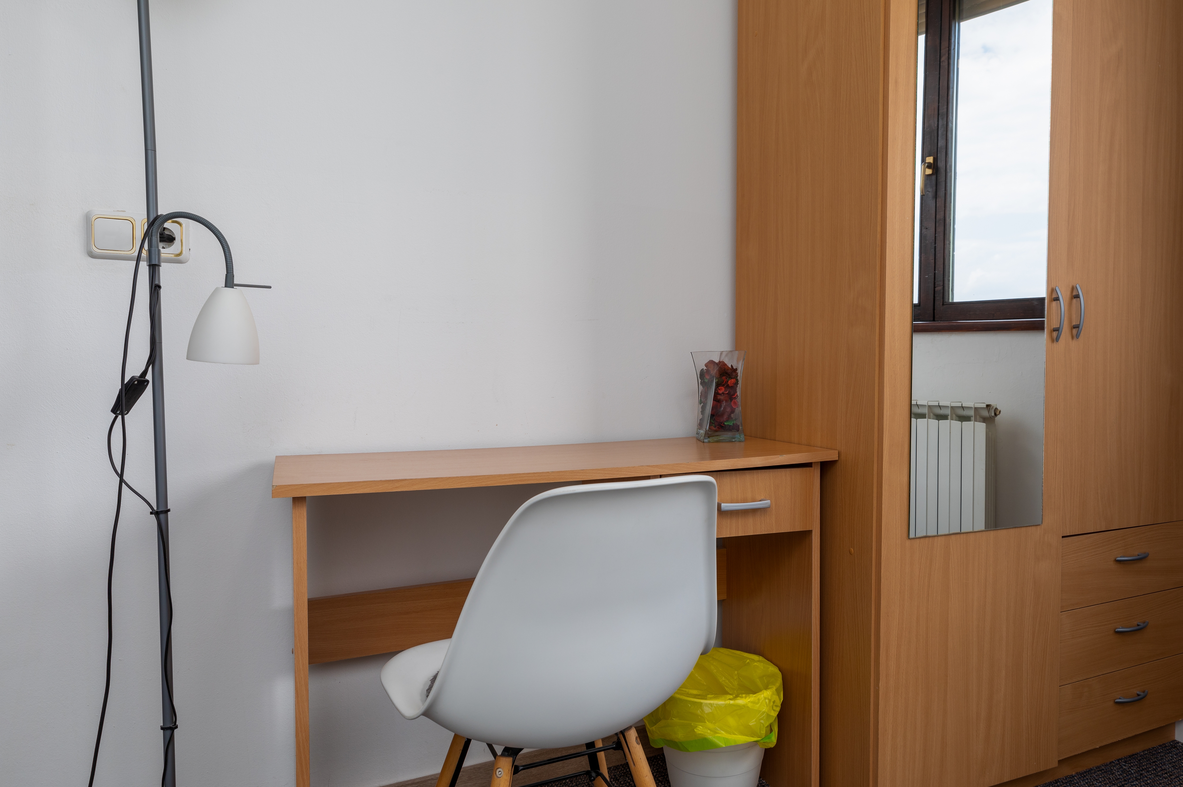 Two bedroom apartment with terrace Karlovac  A-b