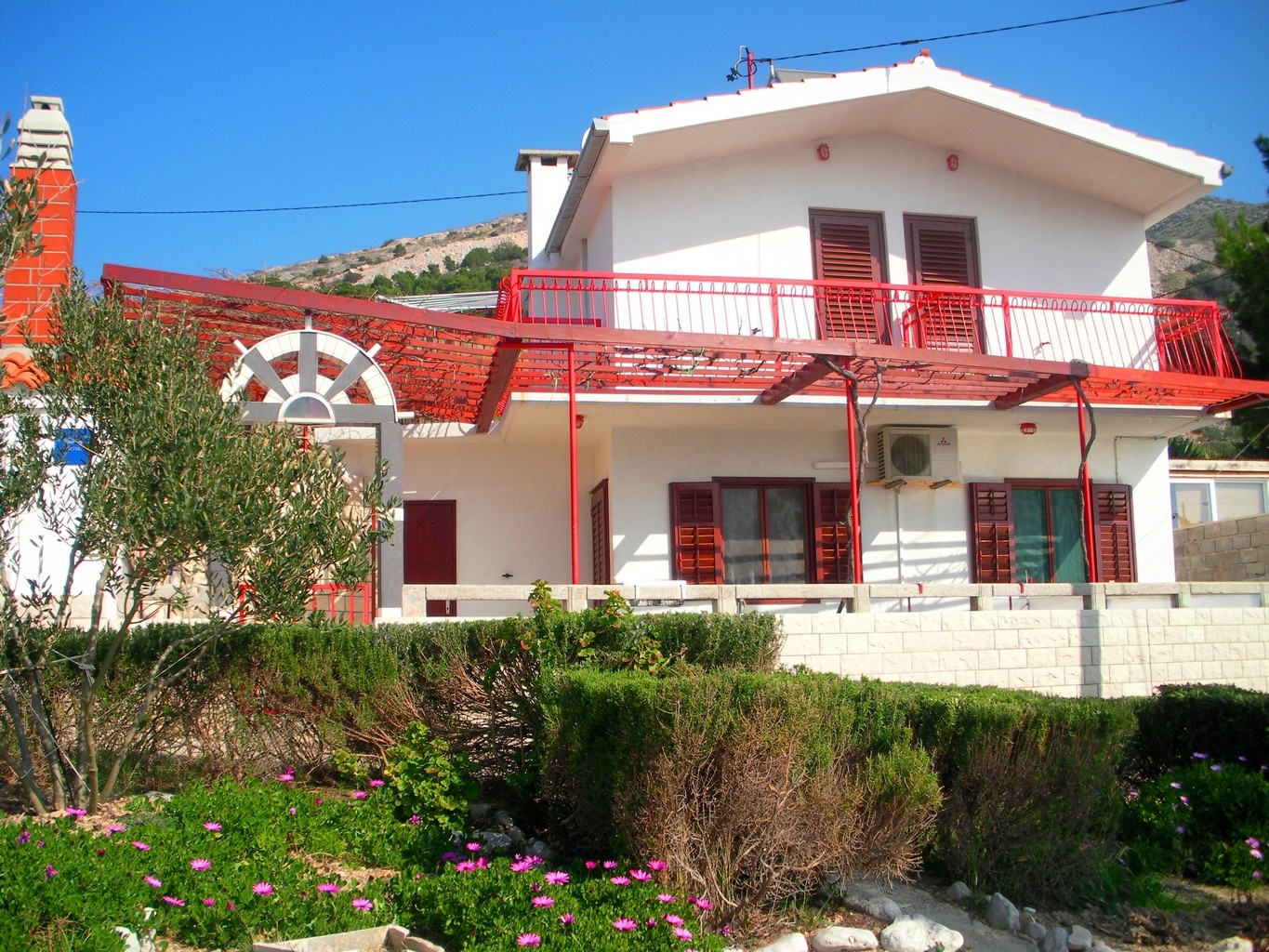 Two bedroom apartment with terrace and sea view Cove Zaraće (Dubovica), Hvar  A-a