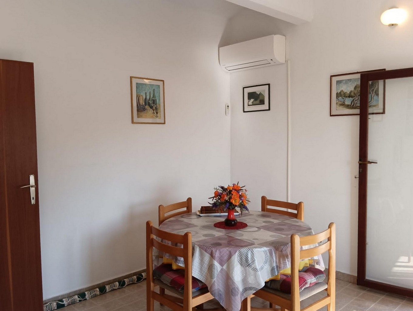 Top Hvar Zaraće Top Hvar Zaraće