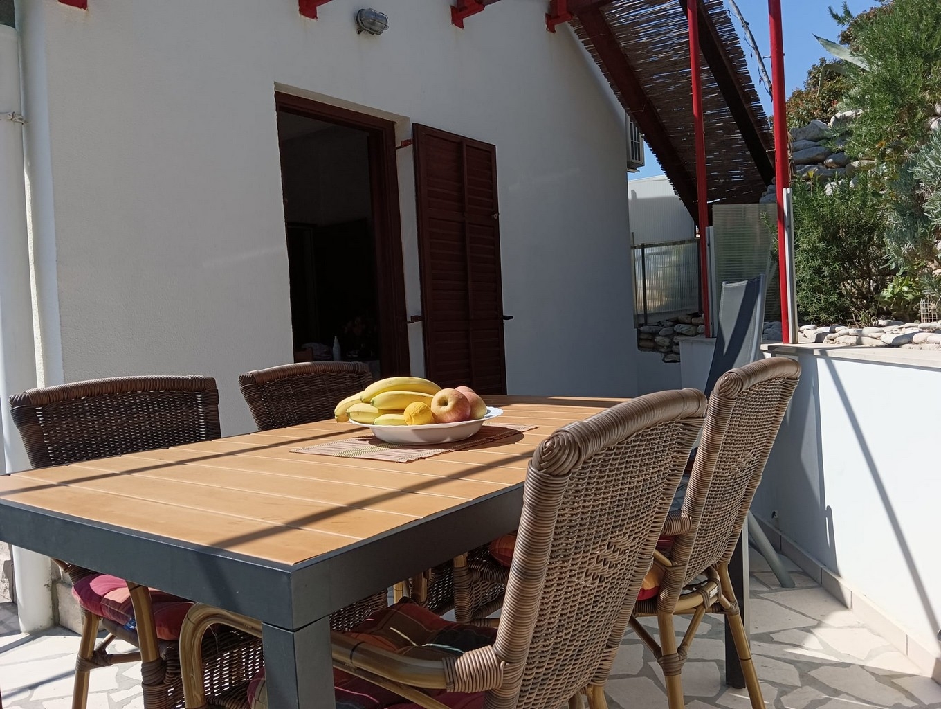 Two bedroom apartment with terrace and sea view Cove Zaraće (Dubovica), Hvar  A-a