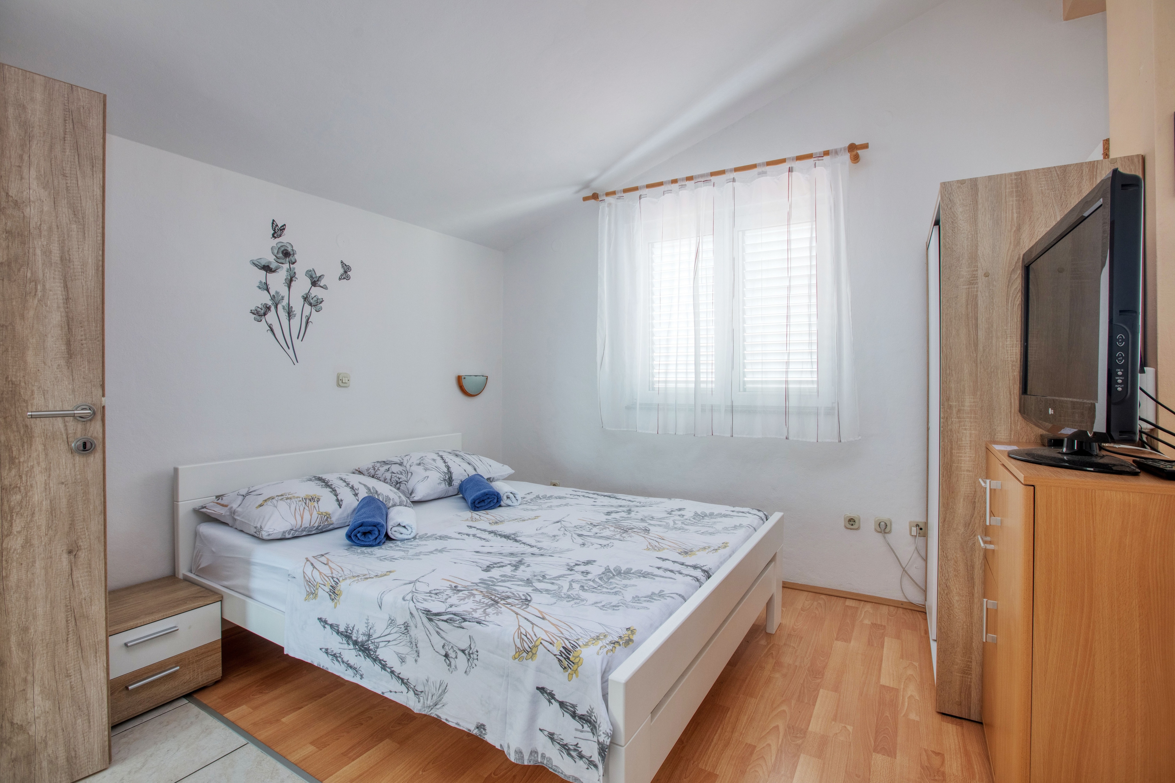 Studio flat with terrace Pirovac, Šibenik  AS-a