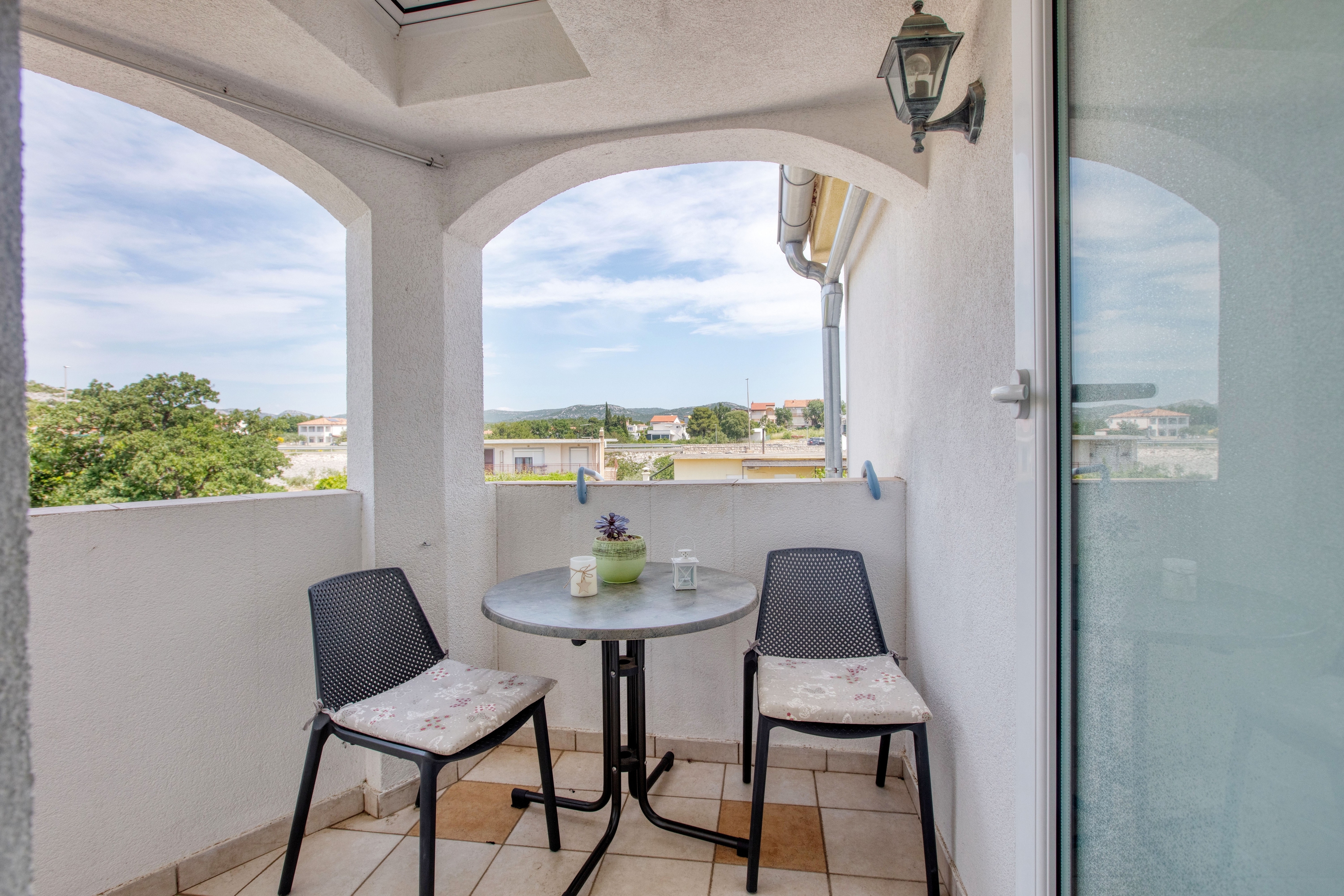 Studio flat with terrace Pirovac, Šibenik  AS-a