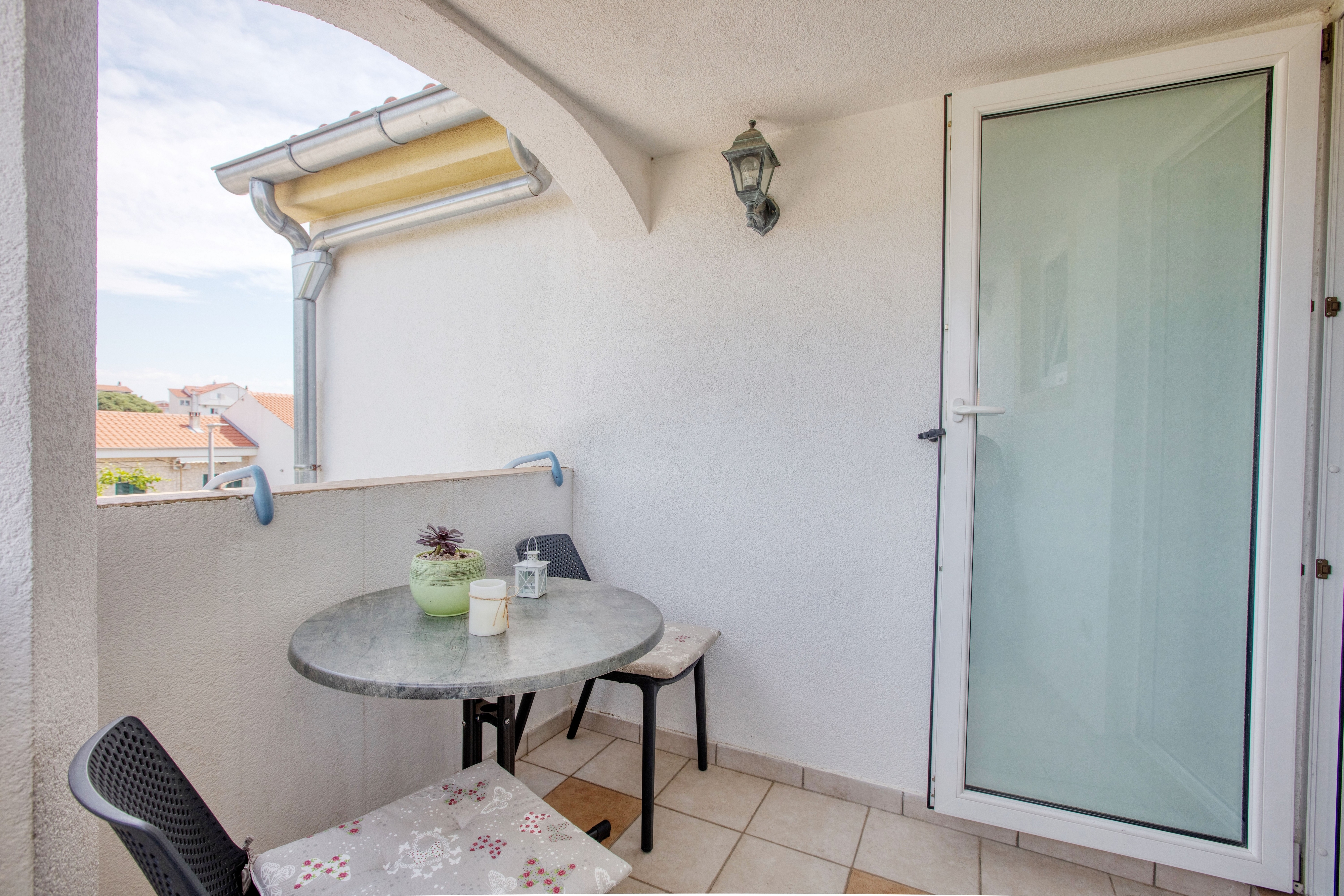 Studio flat with terrace Pirovac, Šibenik  AS-a