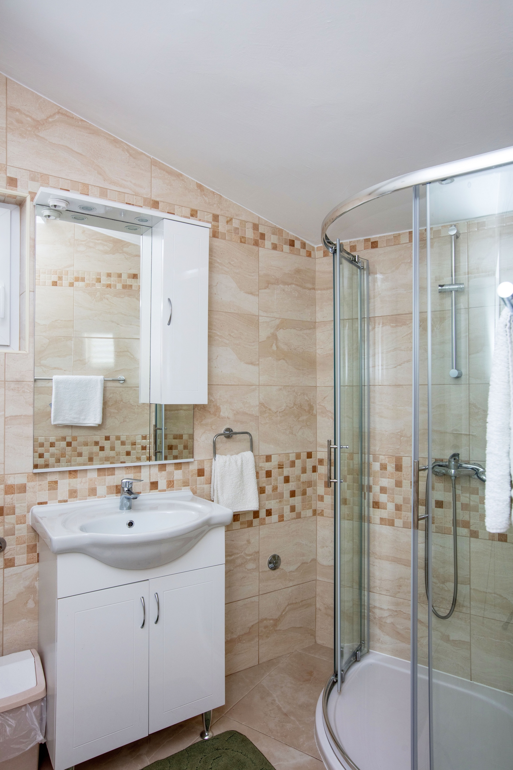Studio flat with terrace Pirovac, Šibenik  AS-c