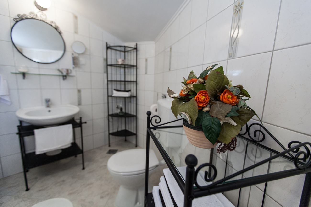 Two bedroom house with air-conditioning Grižane, Crikvenica  K