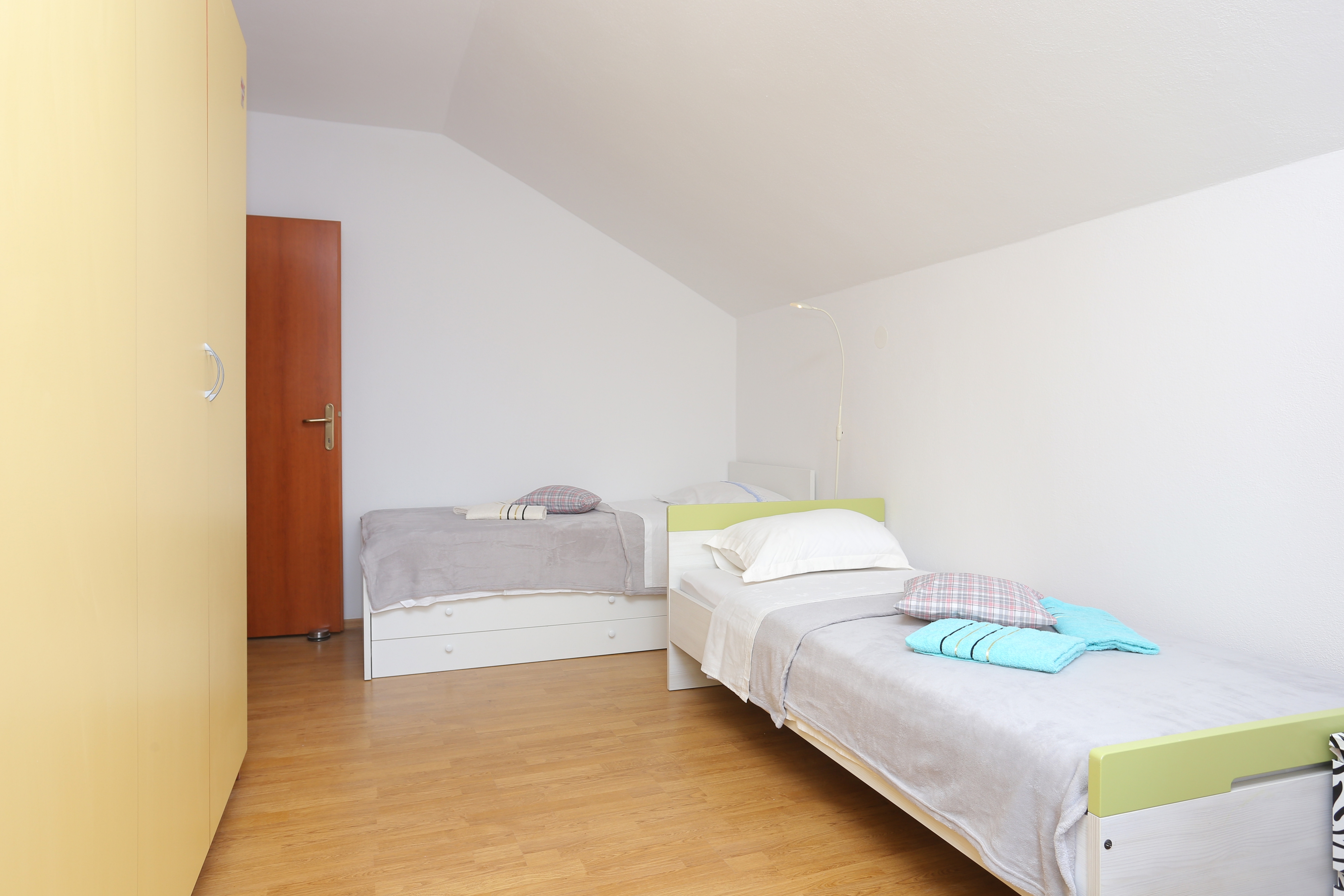 Three bedroom apartment with terrace Split  A-a