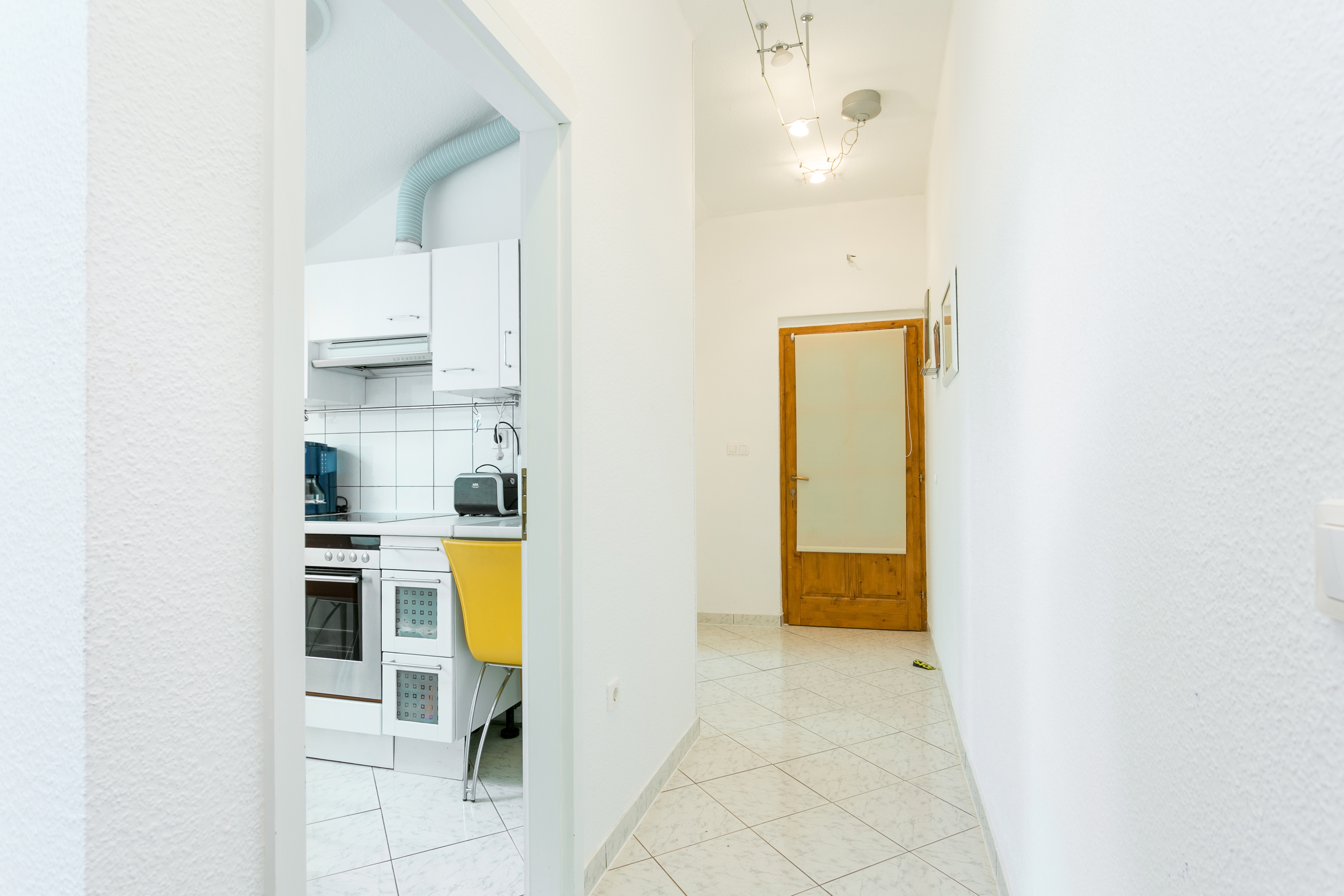 Three bedroom apartment with terrace and sea view Kaštel Kambelovac, Kaštela  A-a