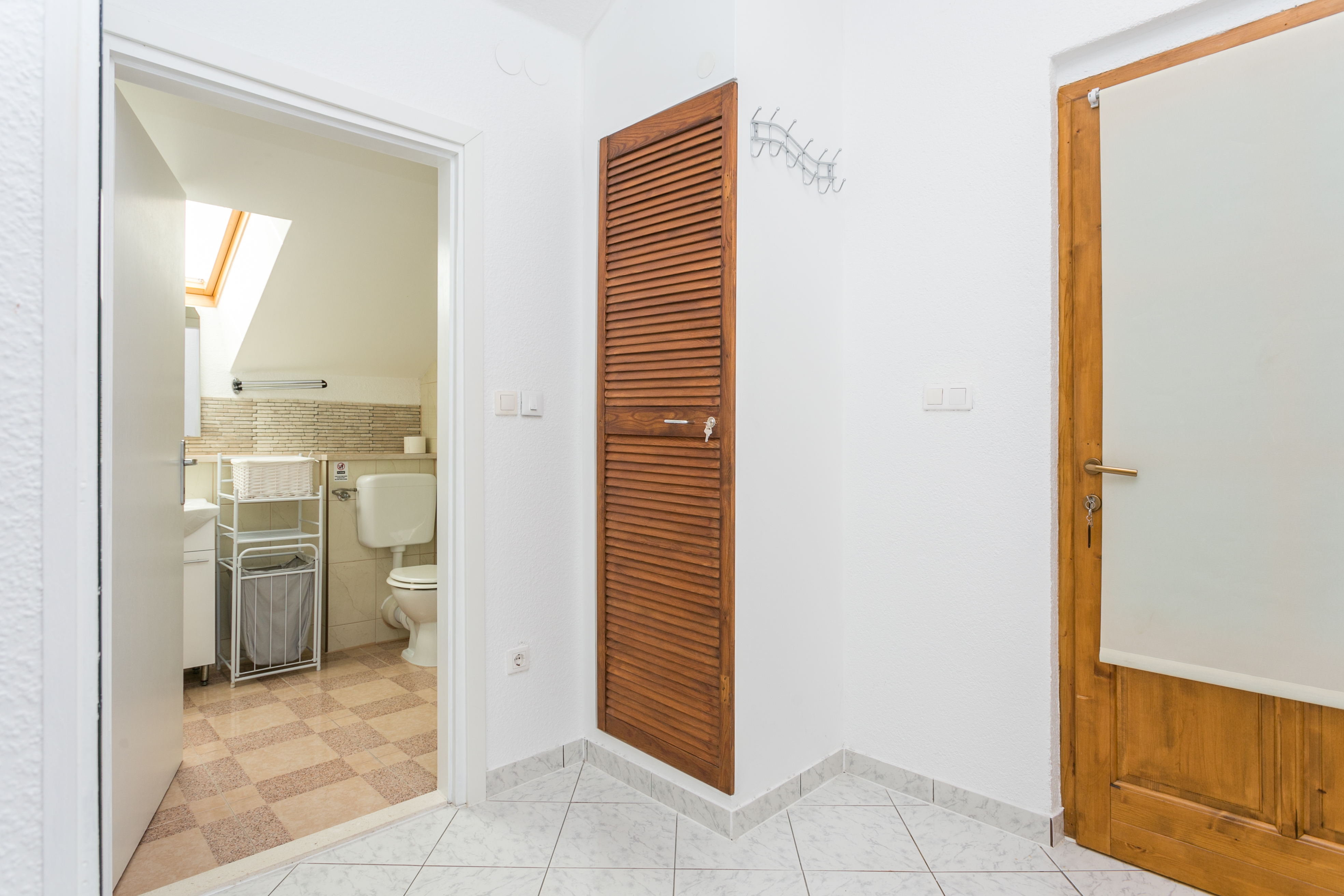 Three bedroom apartment with terrace and sea view Kaštel Kambelovac, Kaštela  A-a