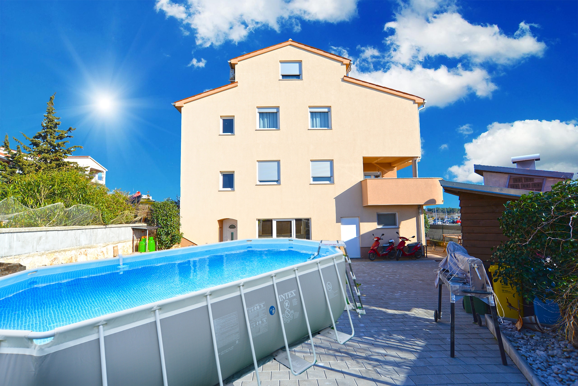 Dvosobni apartman s balkonom i pogledom na more Vodnjan, Fažana  A-a