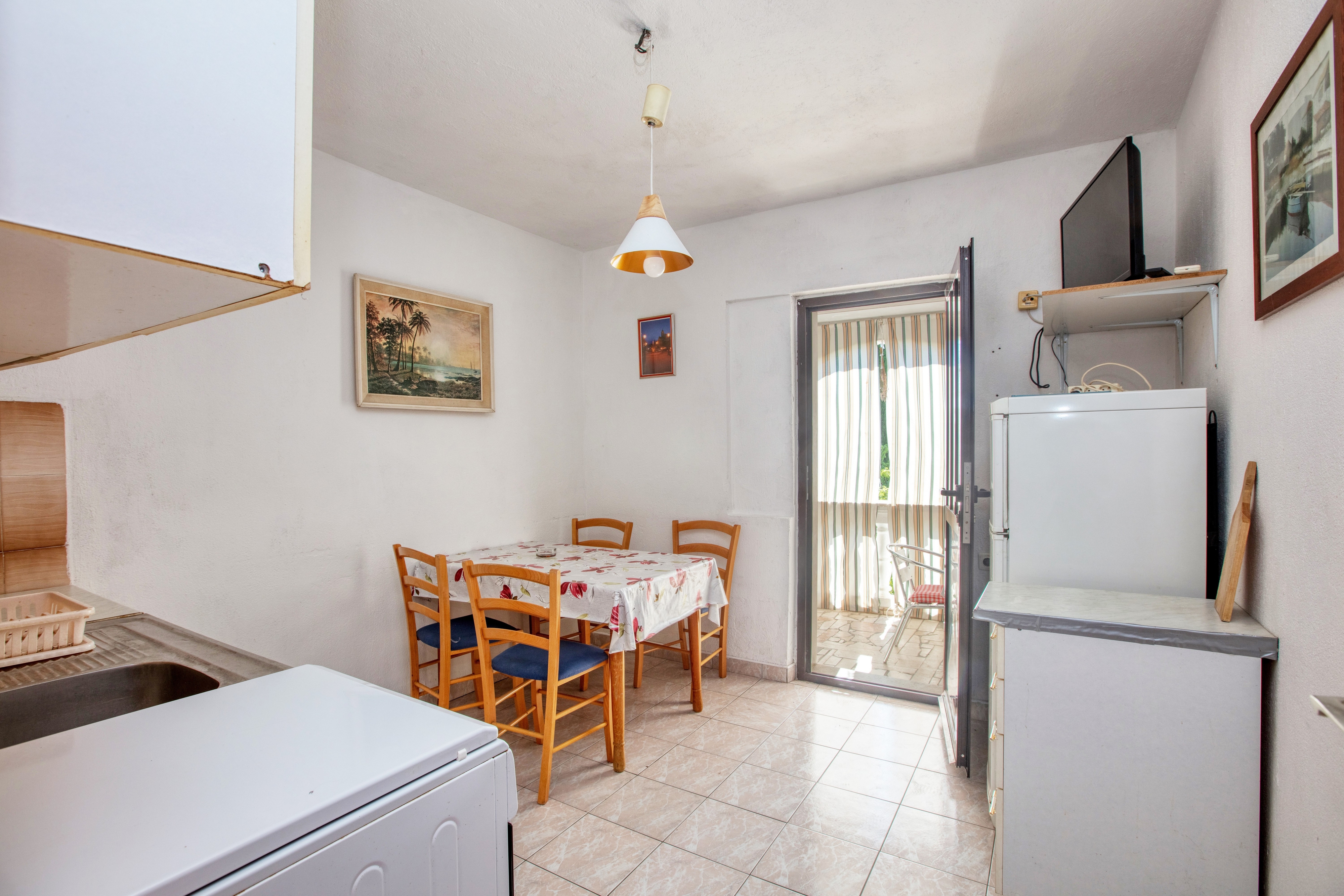 Two bedroom apartment near beach Stupin Čeline, Rogoznica (A-21043-a) Two bedroom apartment near beach Stupin Čeline, Rogoznica (A-21043-a)