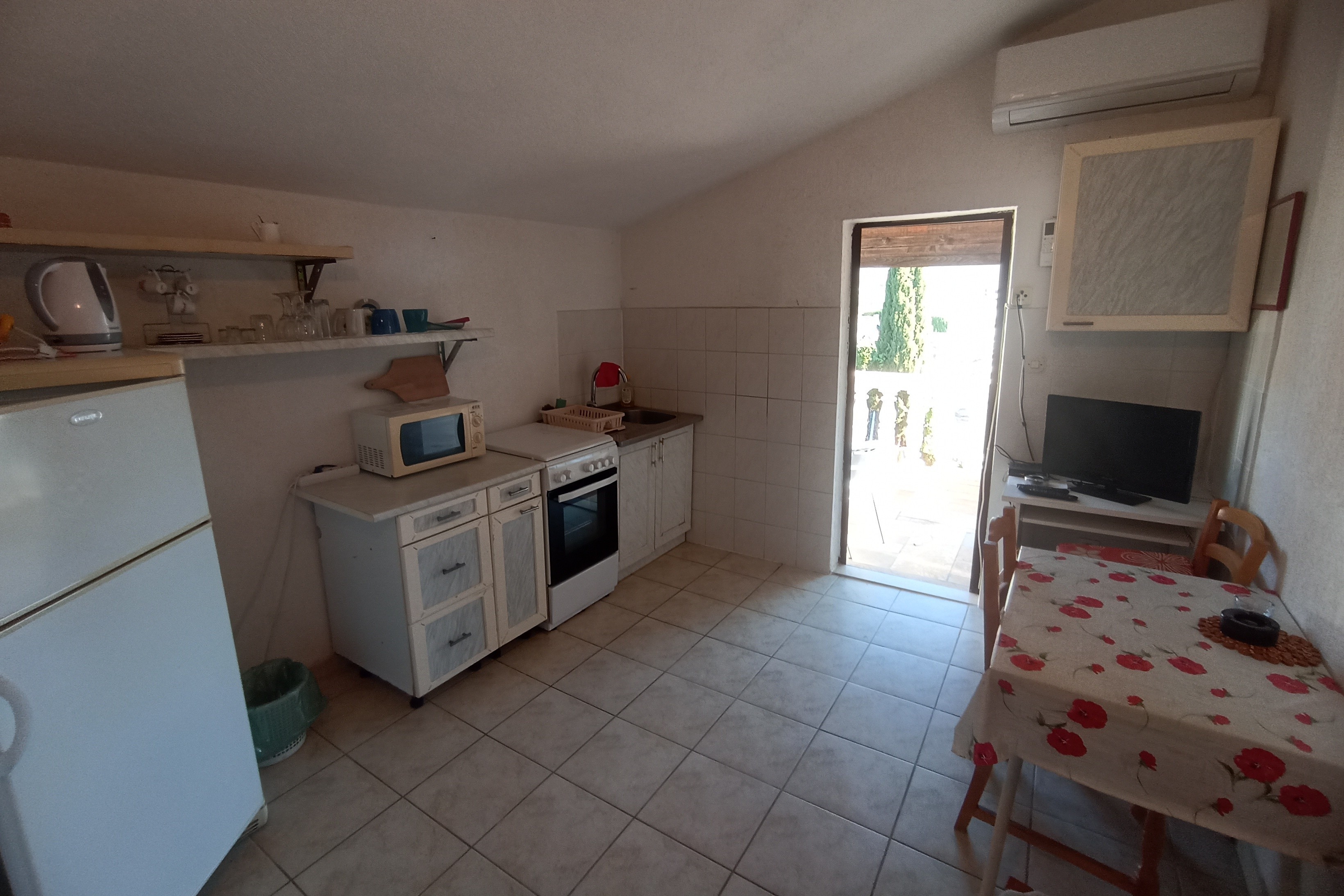 Top Rogoznica Stupin Čeline Top Rogoznica Stupin Čeline