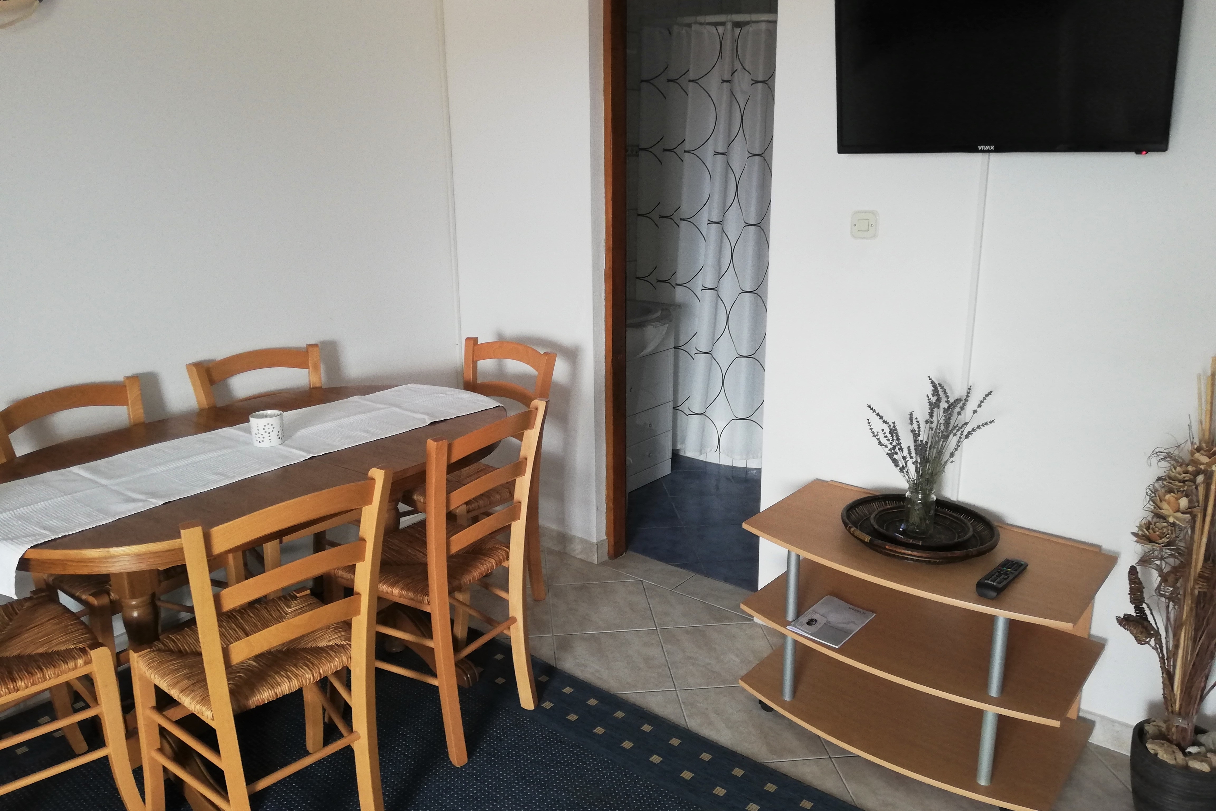Two bedroom apartment with terrace and sea view Vir - Lozice, Vir (A-21047-c)