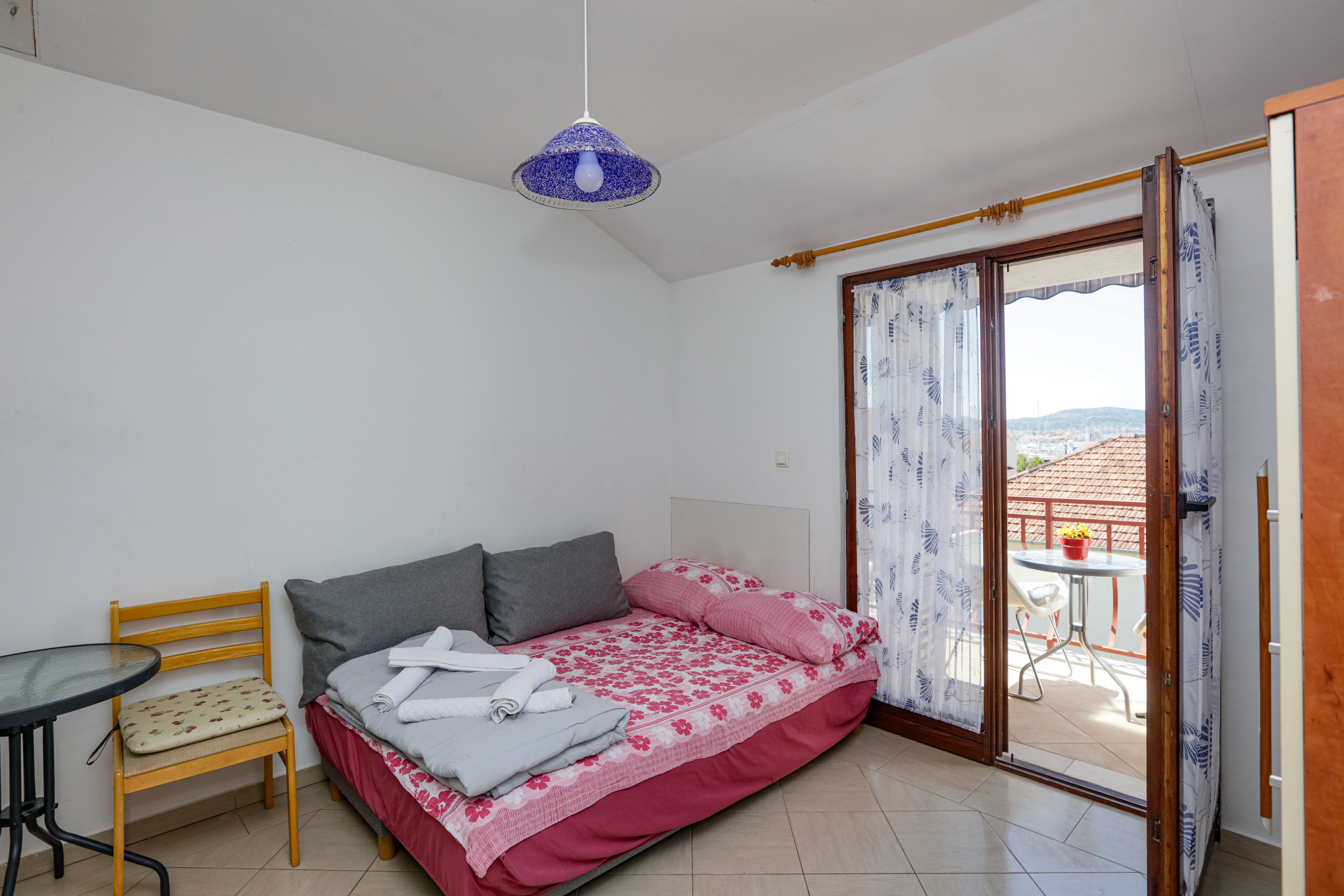 Studio flat with terrace and sea view Biograd na Moru, Biograd (AS-21048-a)