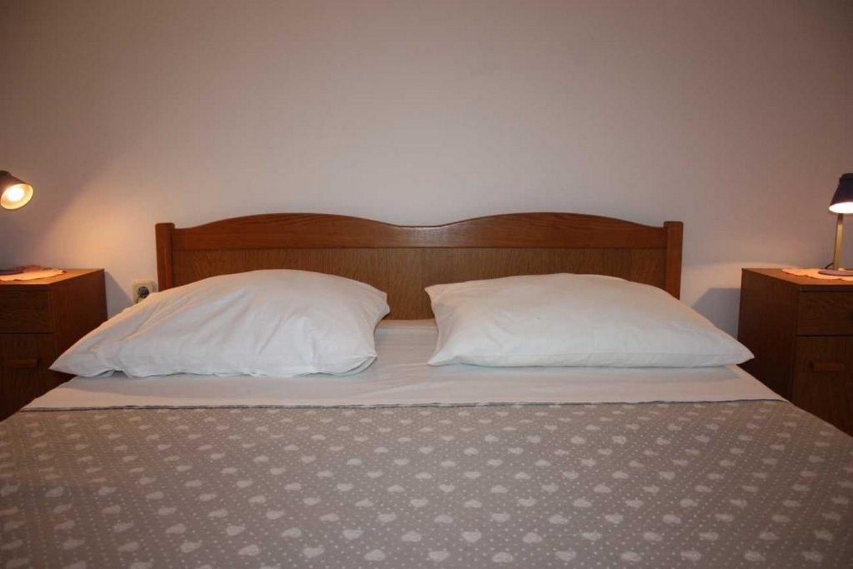 One bedroom apartment with terrace and sea view Nemira, Omiš  A-a
