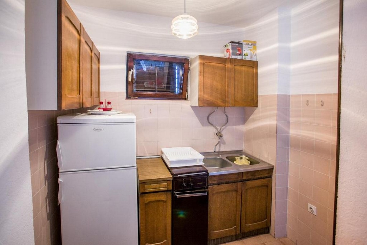 Three bedroom apartment with terrace and sea view Nemira, Omiš  A-c