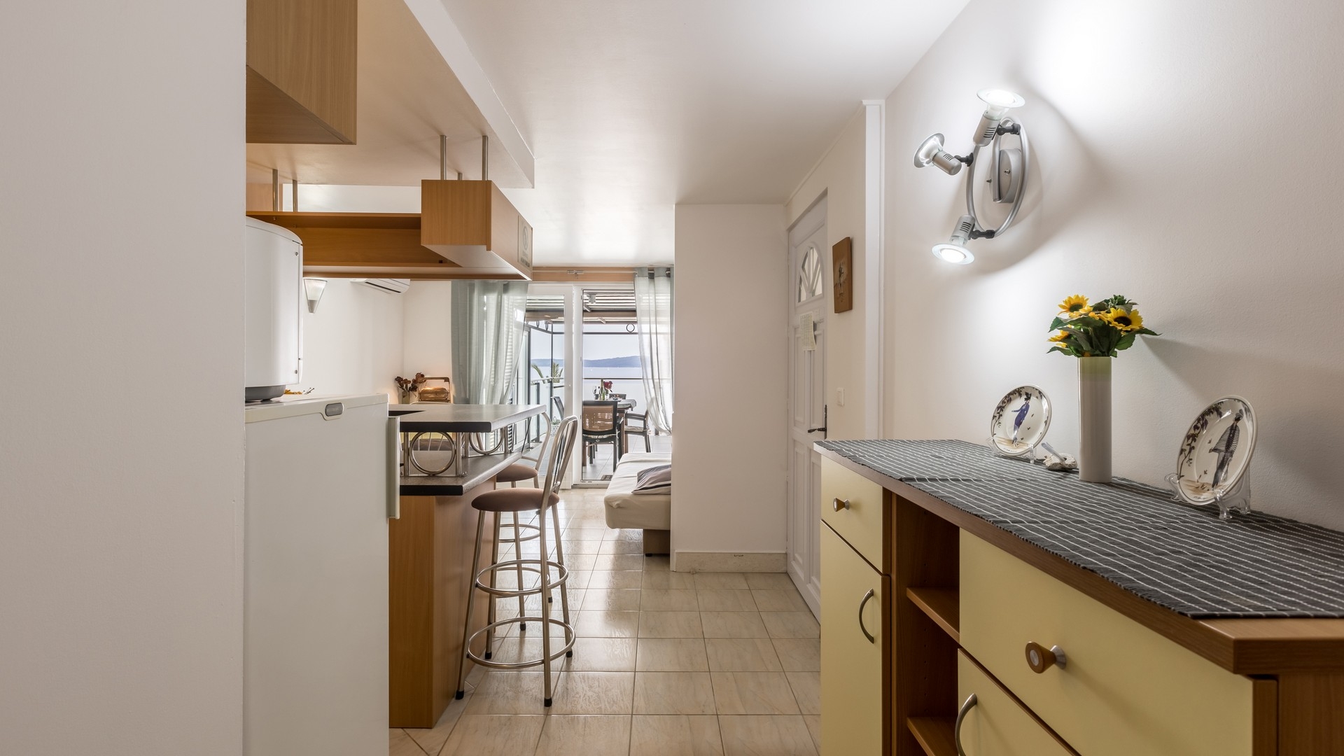 One bedroom apartment with terrace and sea view Mavarštica, Čiovo  A-a