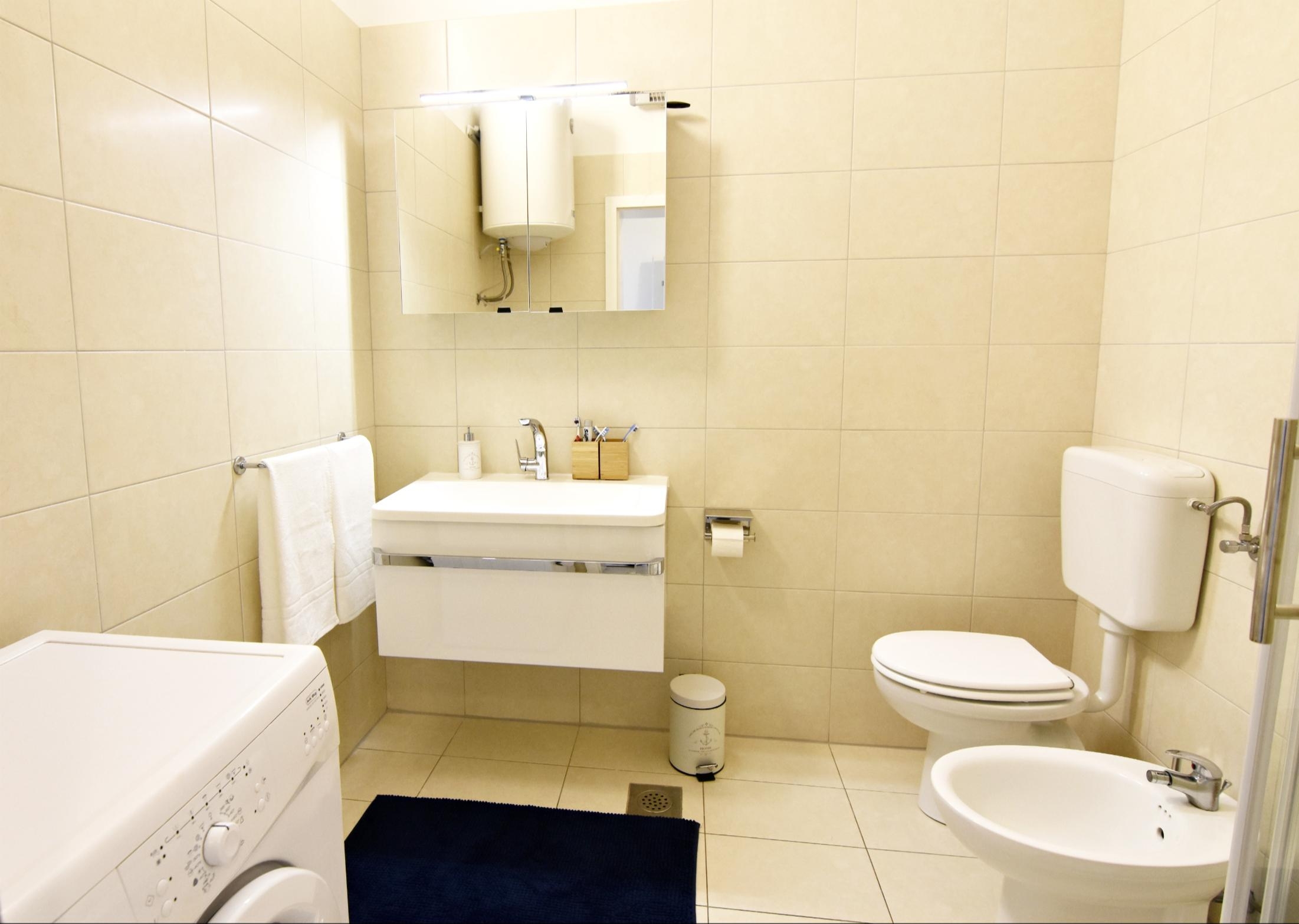 Two bedroom apartment with terrace Bašanija, Umag  A-a