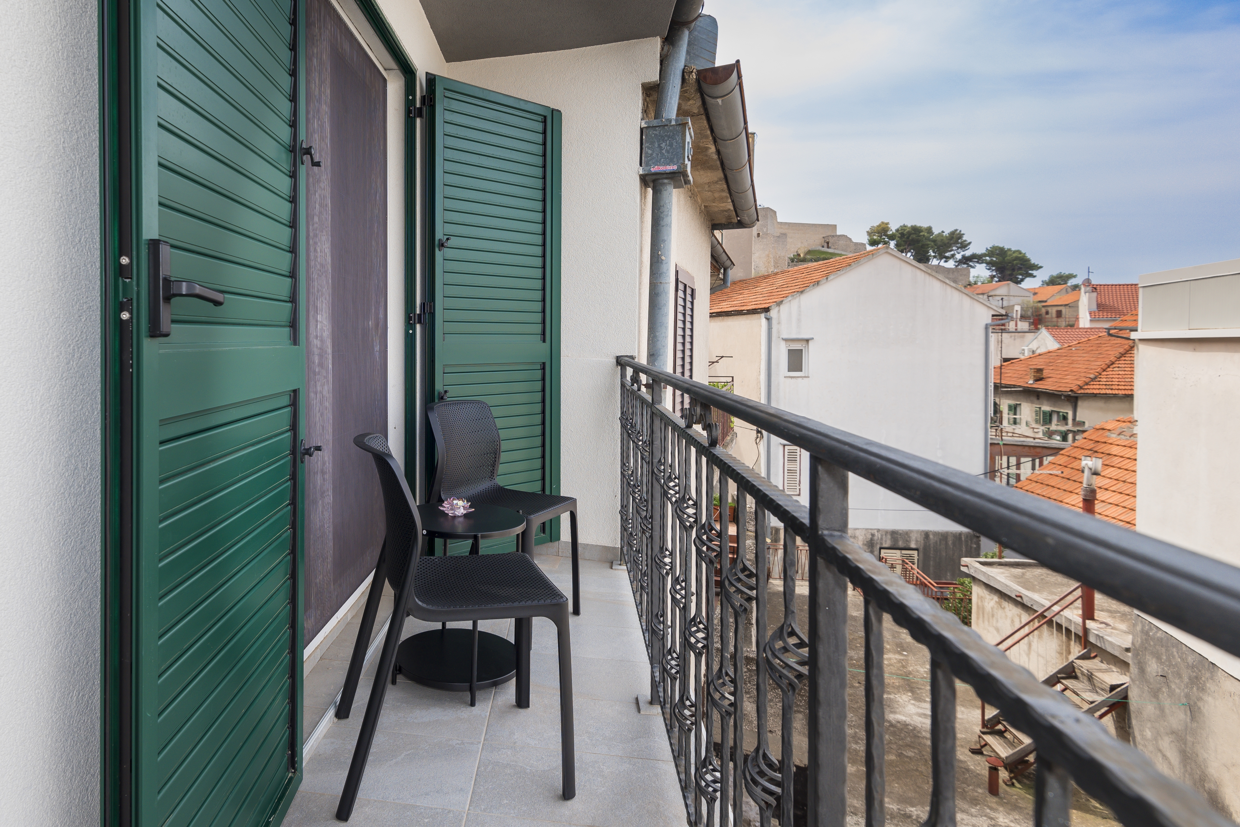 Two bedroom apartment with balcony and sea view Šibenik  A-a