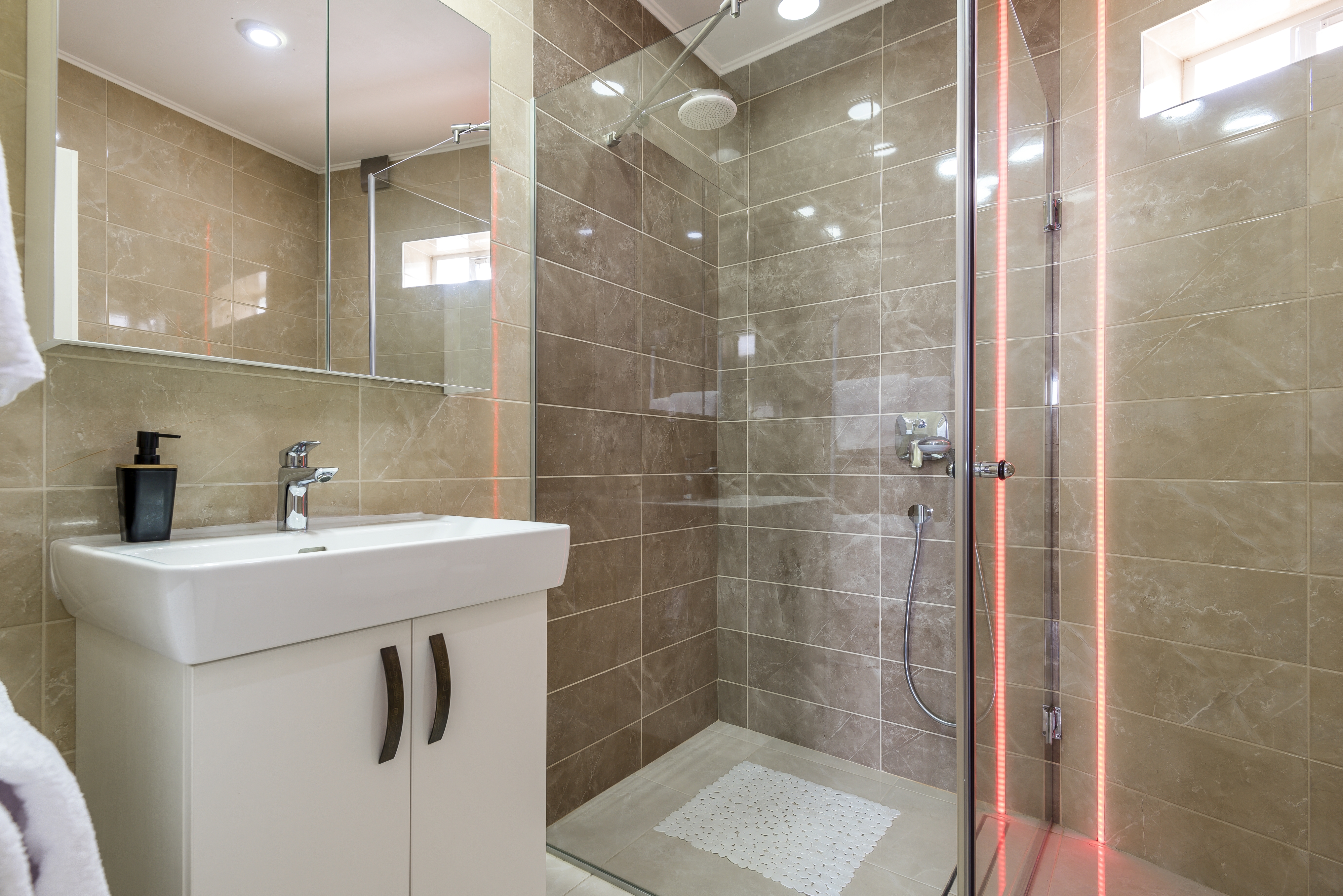 Two bedroom apartment with balcony and sea view Šibenik  A-a