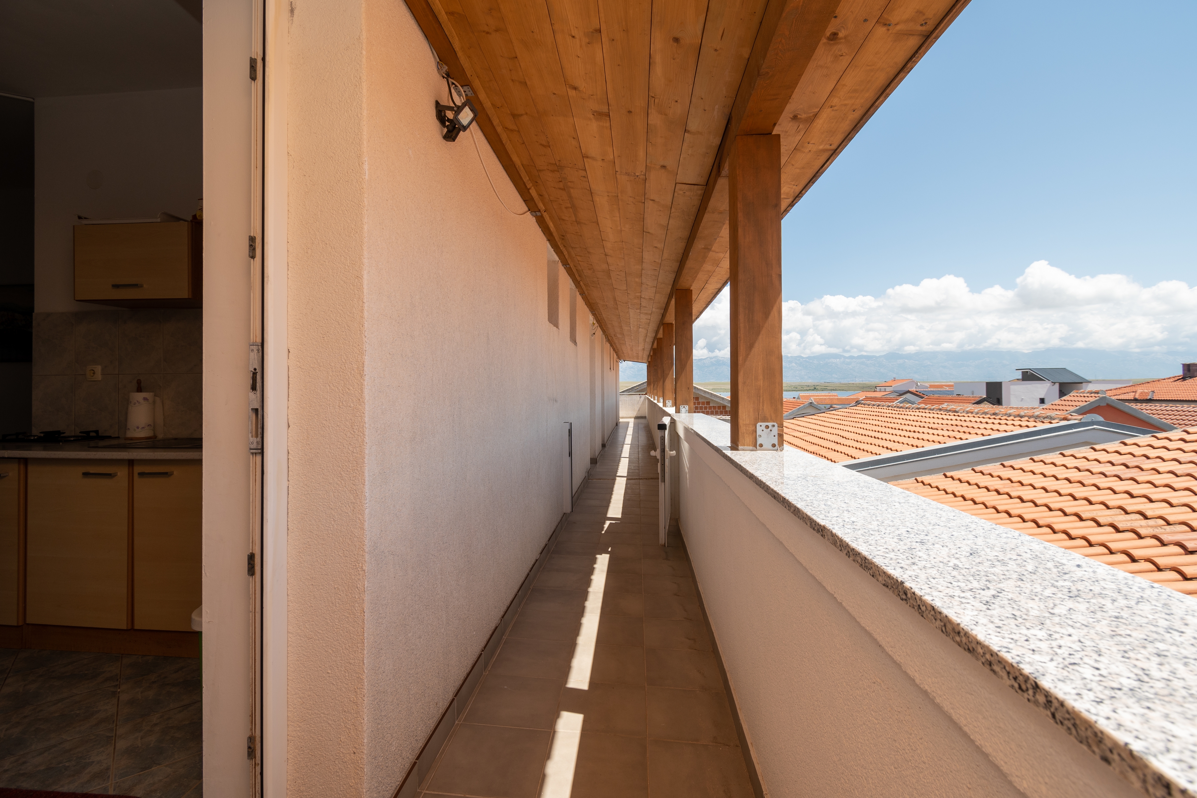 One bedroom apartment with terrace and sea view Vir  A-b