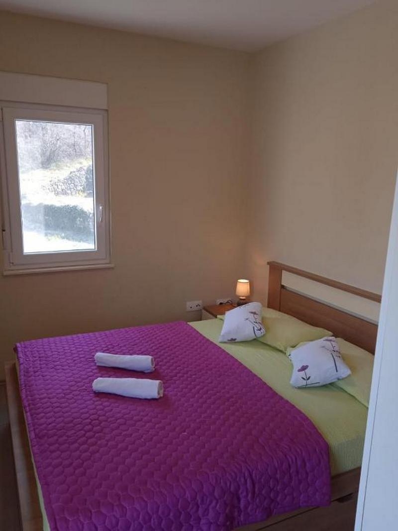 Two bedroom house with balcony Ostrvica, Omiš  K