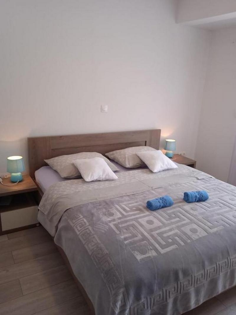 Two bedroom house with balcony Ostrvica, Omiš  K