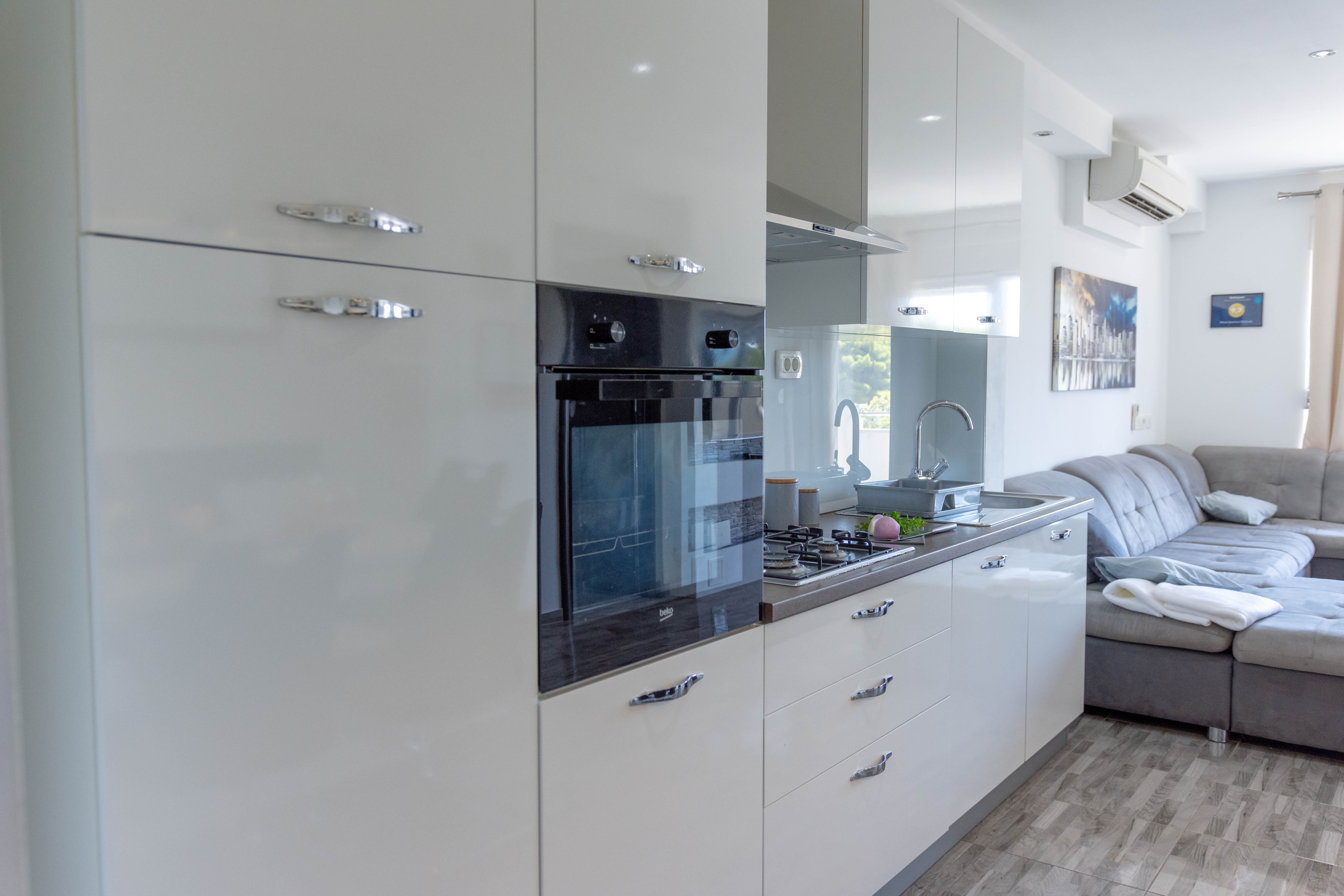 Three bedroom apartment with terrace and sea view Kaštel Štafilić, Kaštela  A-a