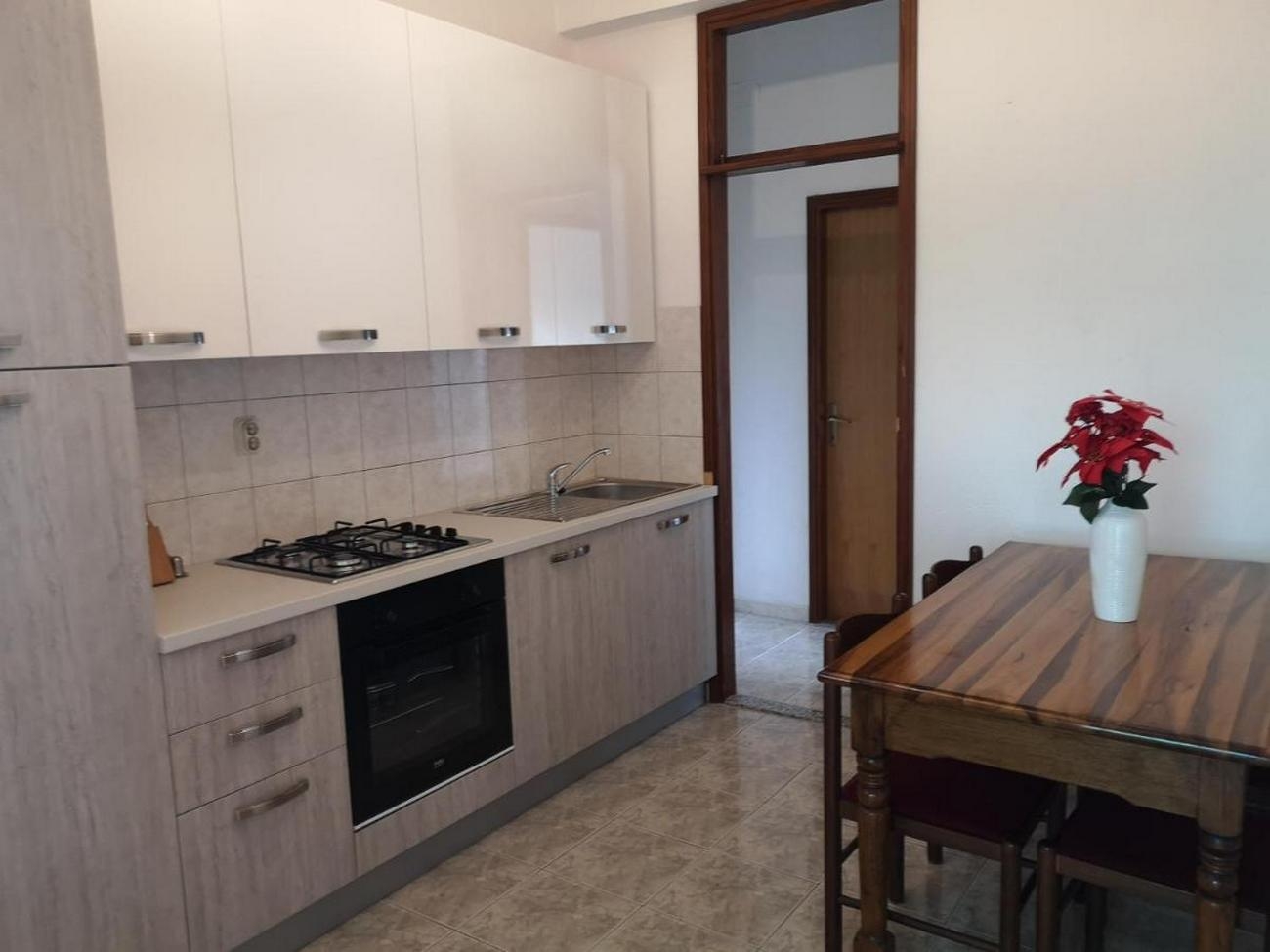 Two bedroom apartment with air-conditioning Kaštel Štafilić, Kaštela  A-b