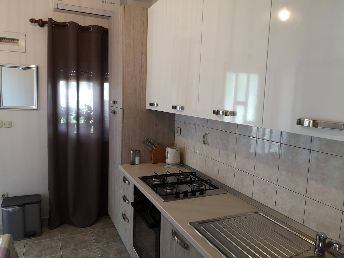 Two bedroom apartment with air-conditioning Kaštel Štafilić, Kaštela  A-b
