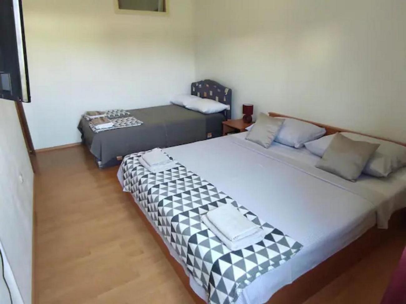 One bedroom apartment with air-conditioning Kaštel Štafilić, Kaštela  A-d