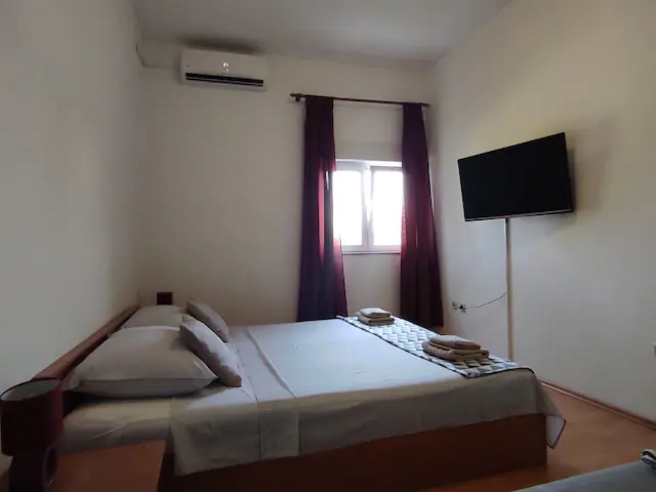 One bedroom apartment with air-conditioning Kaštel Štafilić, Kaštela  A-d