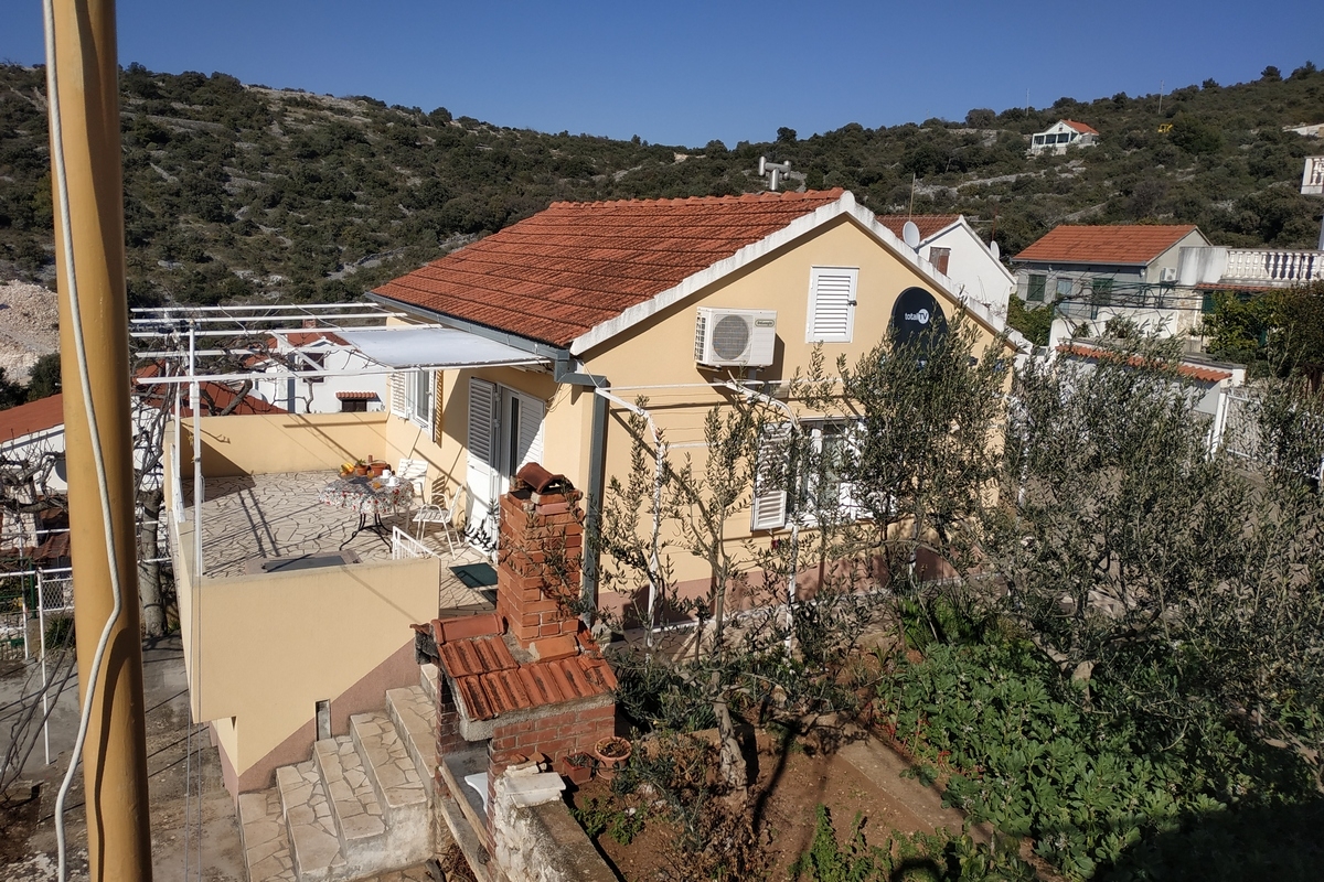 Two bedroom apartment with terrace and sea view Kanica, Rogoznica  A-a